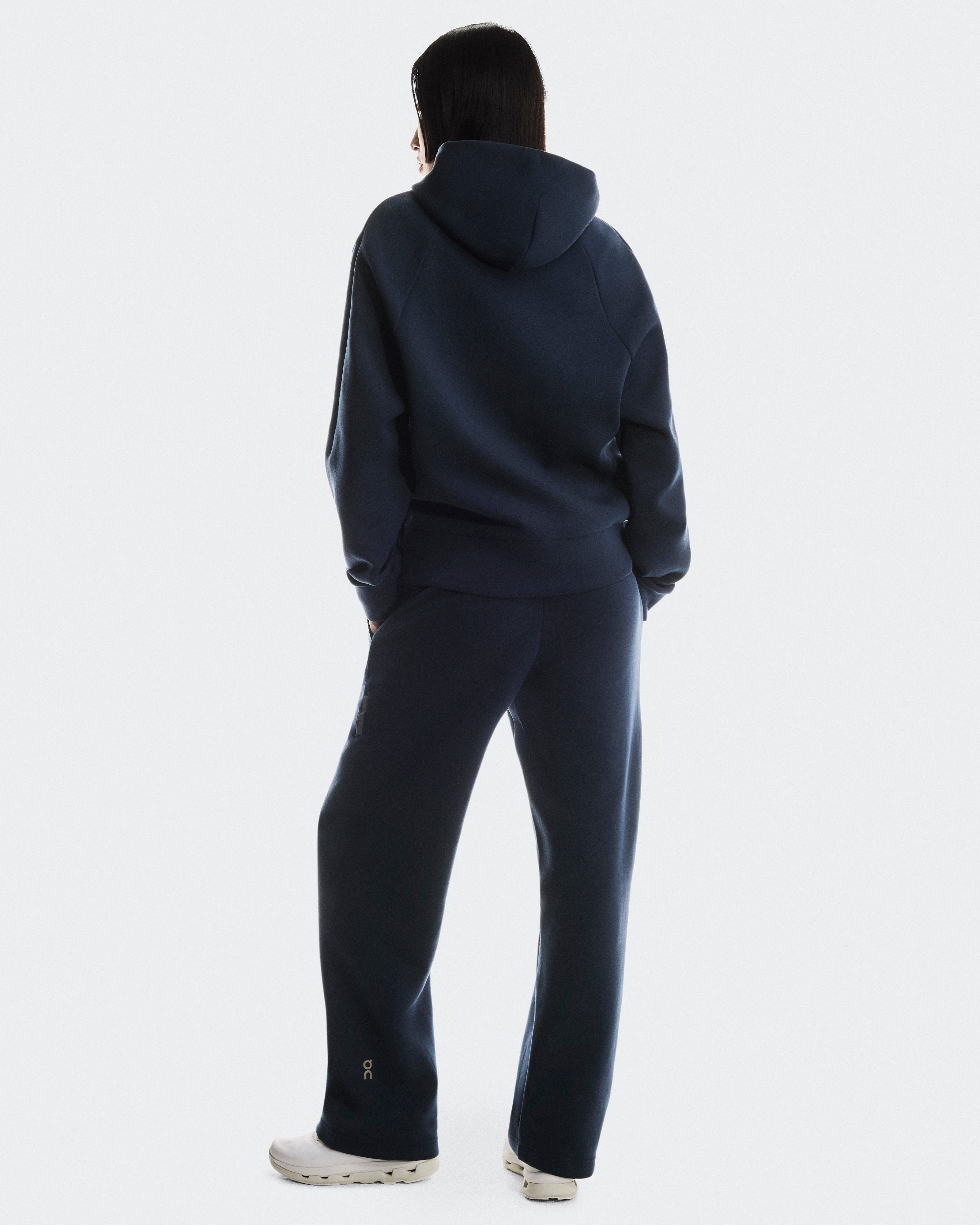 On Focus Tech Sweatpants Navy (Women'S)