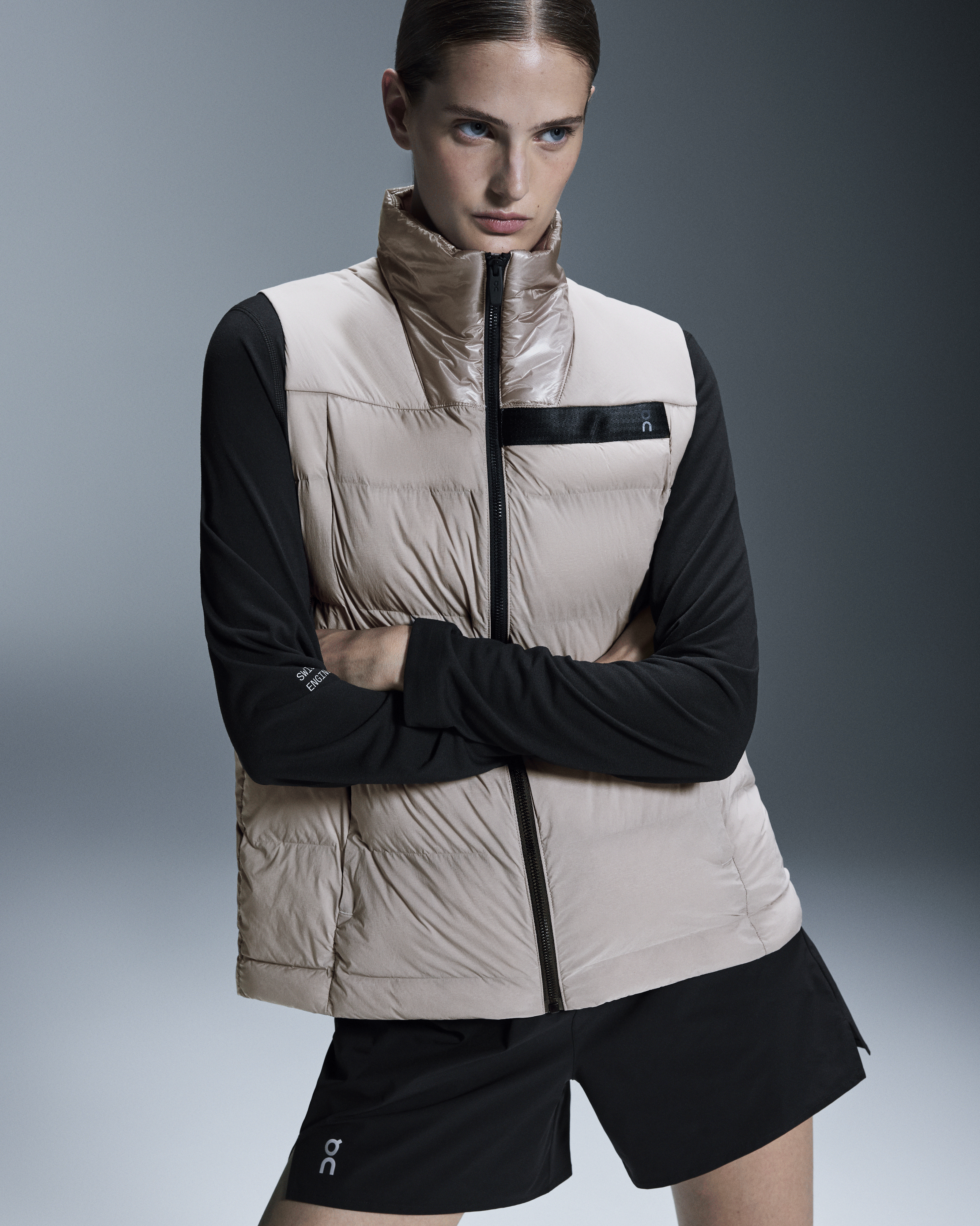 on challenger vest Zinc (Women's)