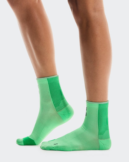 On Performance Run Sock Mid Honeydew | Parsley