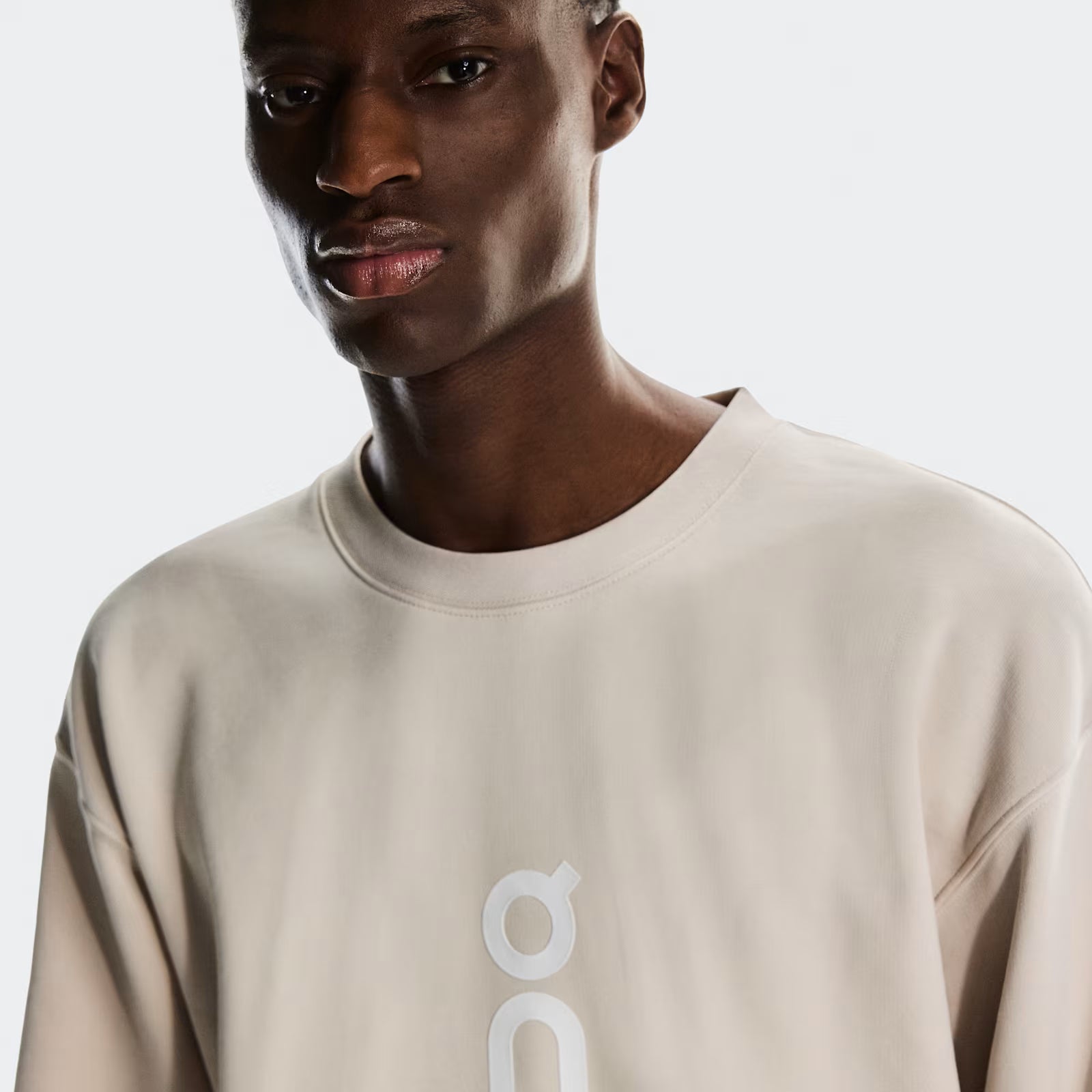 On Club Crew Graphic Silver