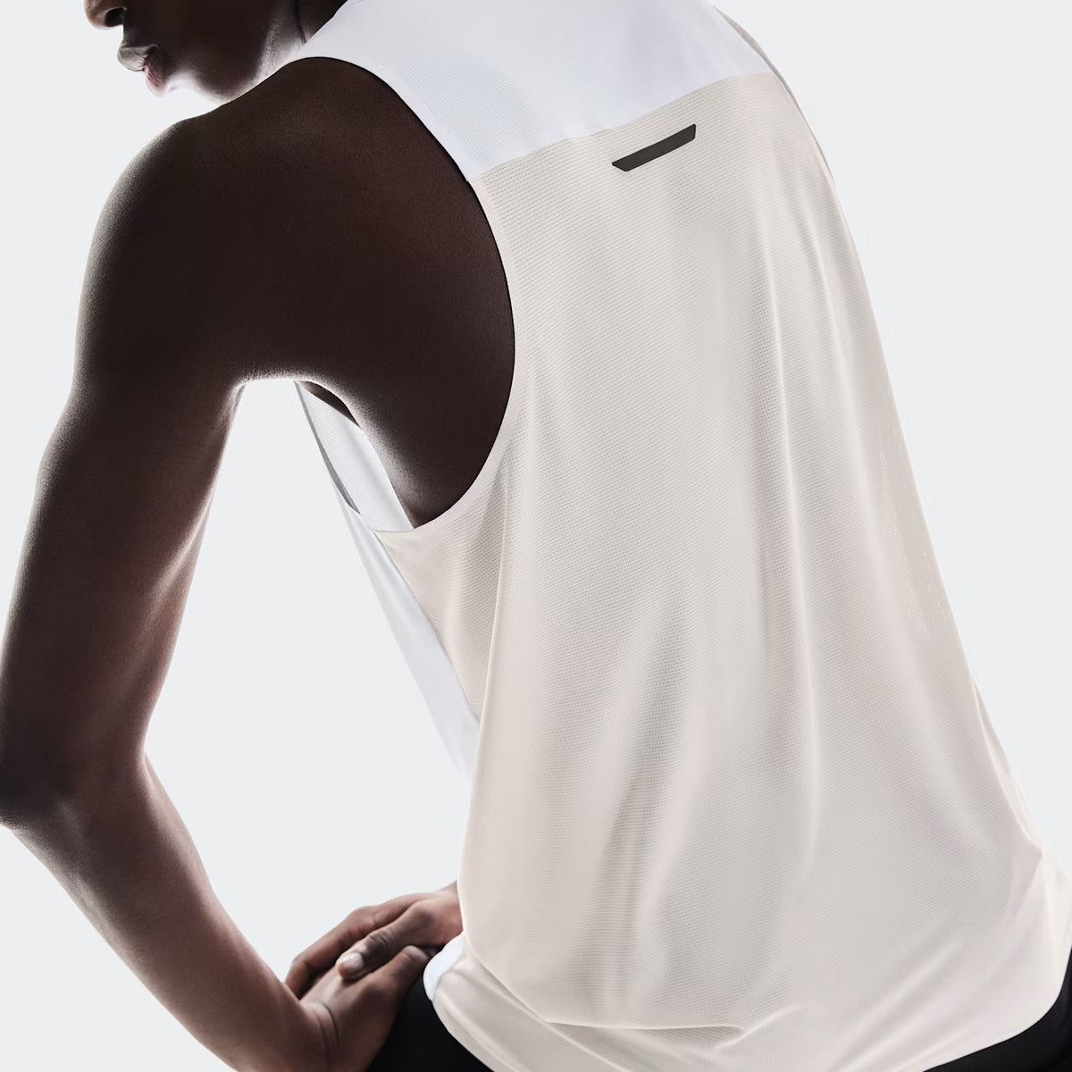 On Performance Tank White | Silver