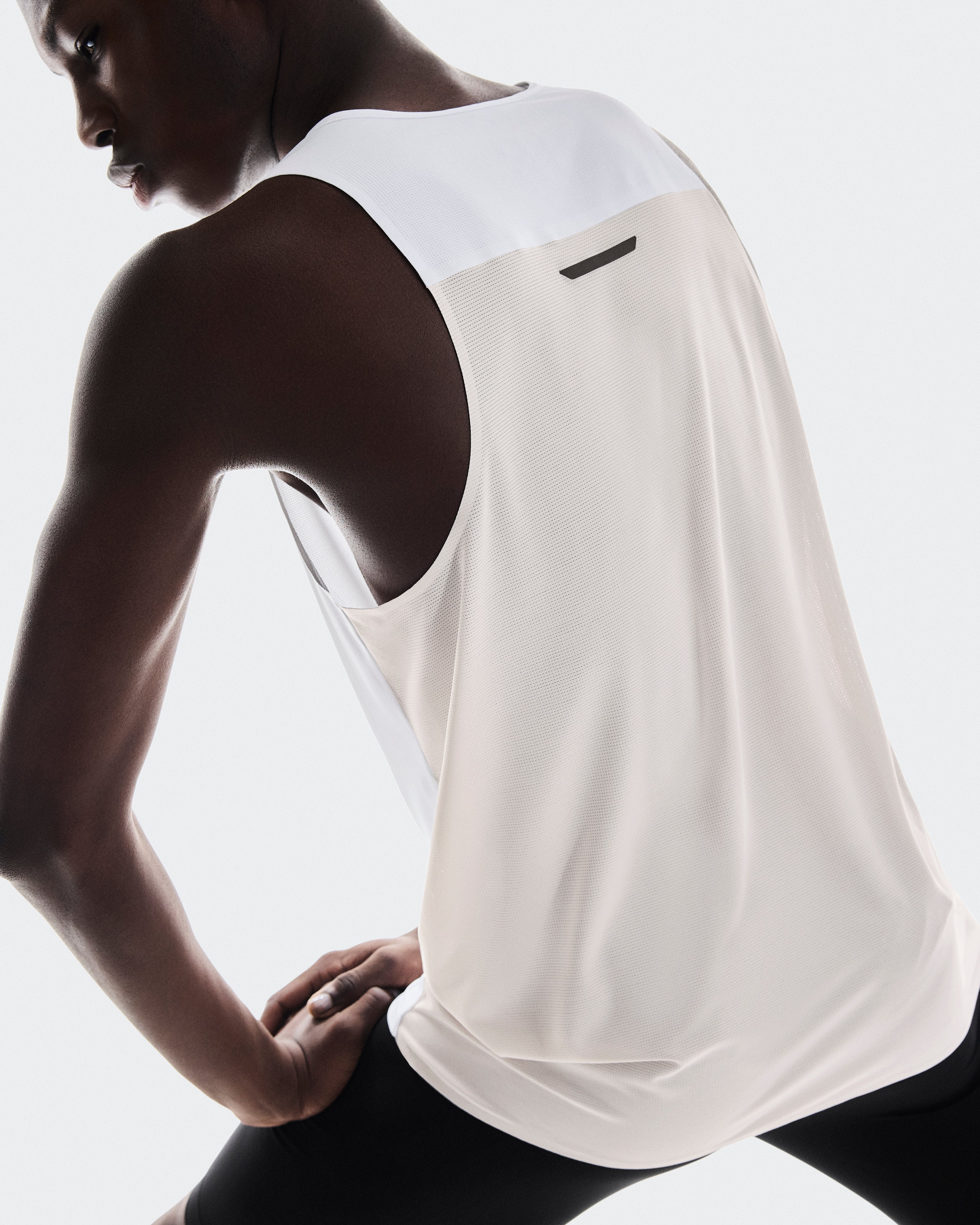 On Performance Tank White | Silver