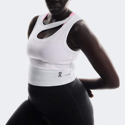 On Studio Cut-Out Crop White (Women'S)