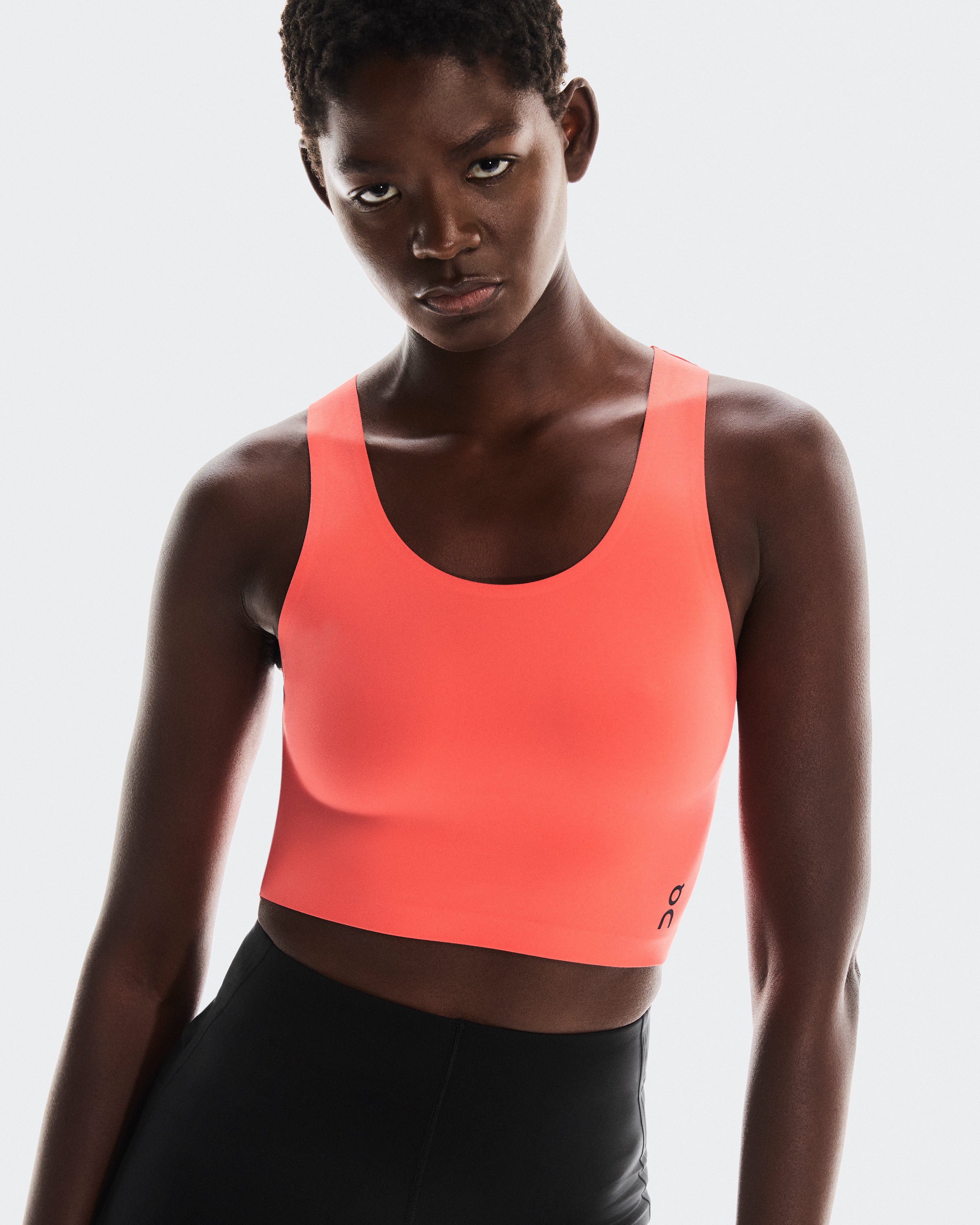 On Studio Open Back Crop Coral (Women'S)