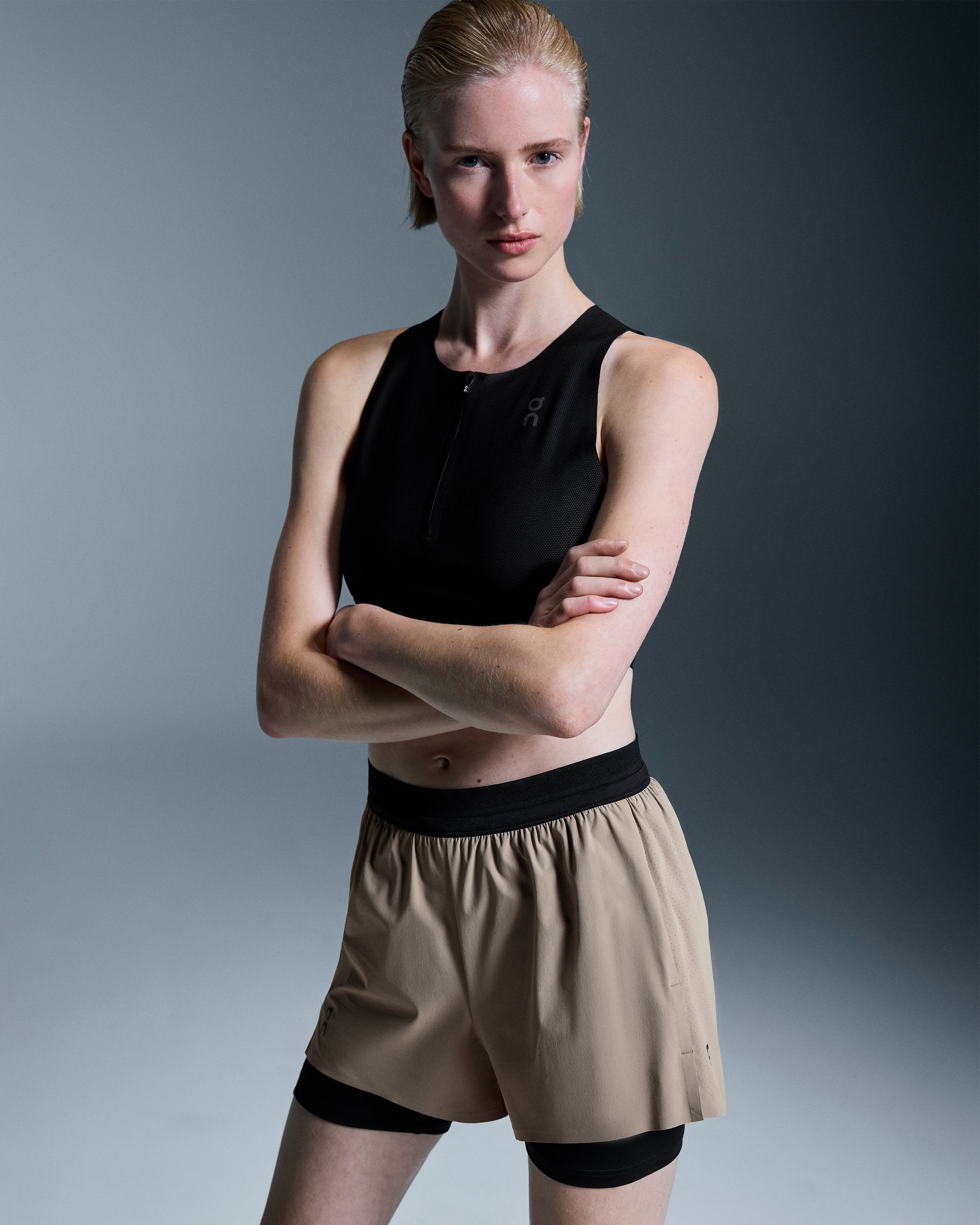 On 3" Performance 2/1 Shorts Cinder | Black (Women'S)