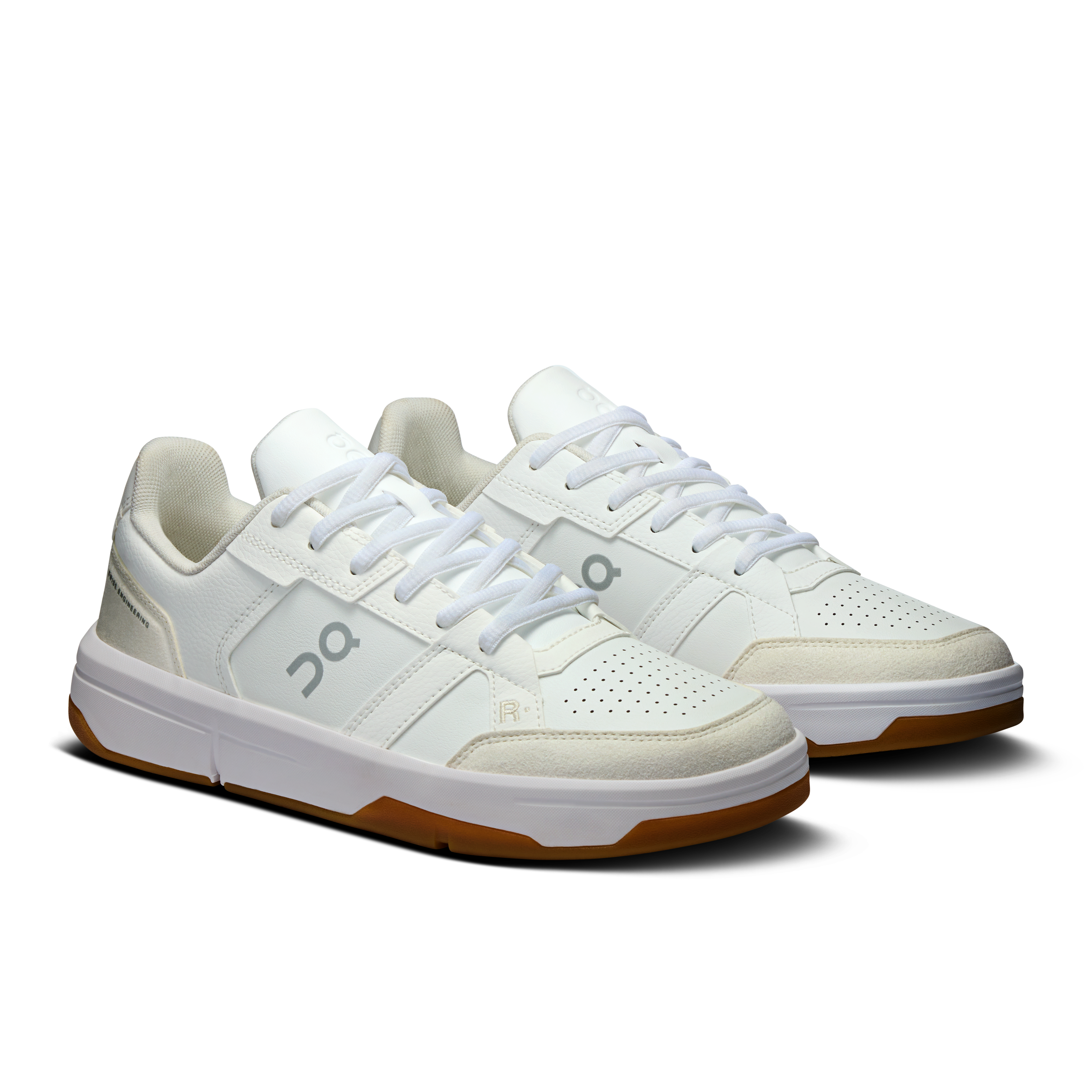 on running the roger clubhouse white ivory (women's)