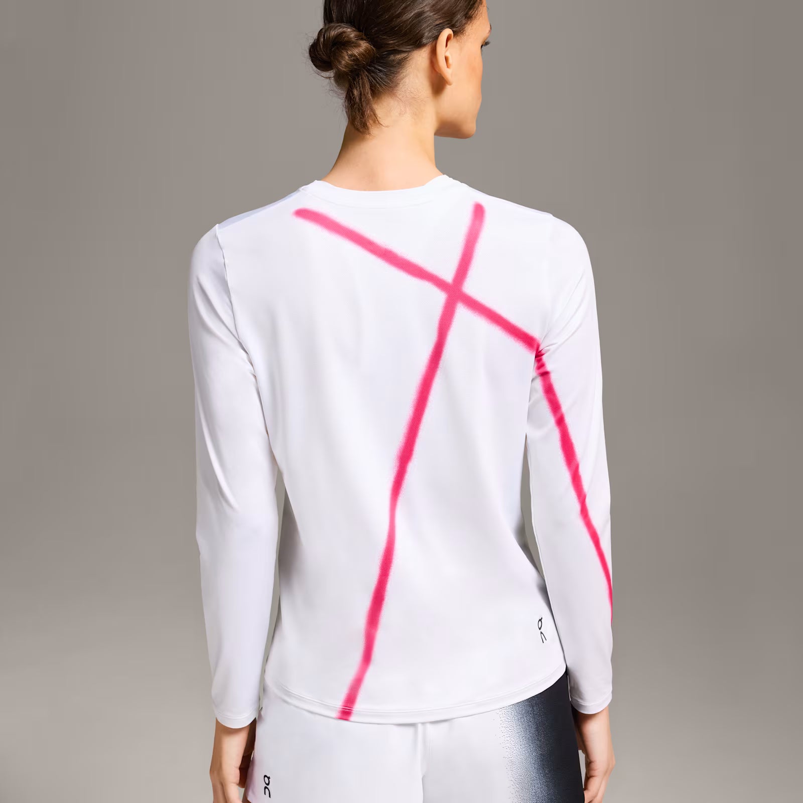 On Court Long-T White (Women'S)