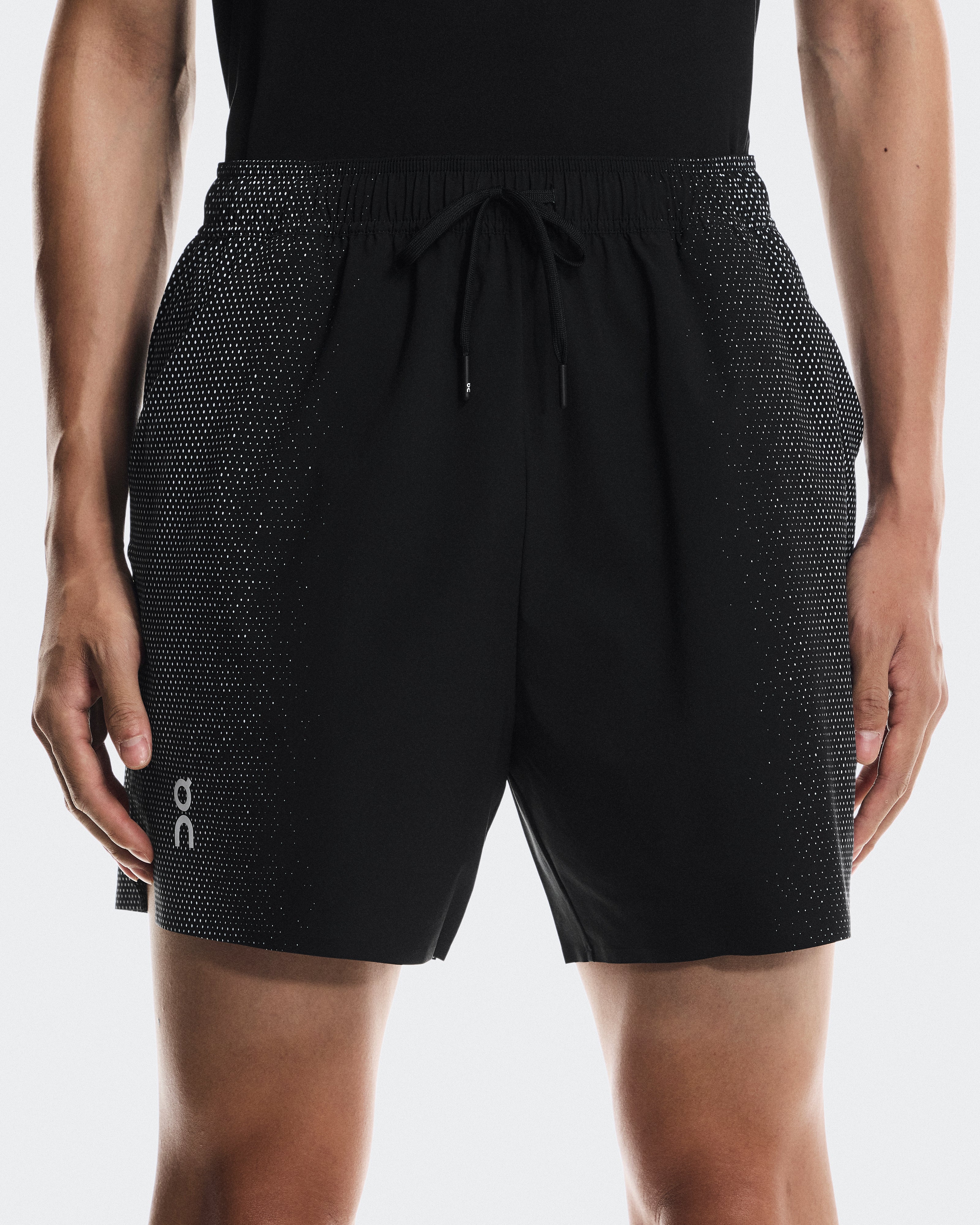 On Court Shorts Black | Dim
