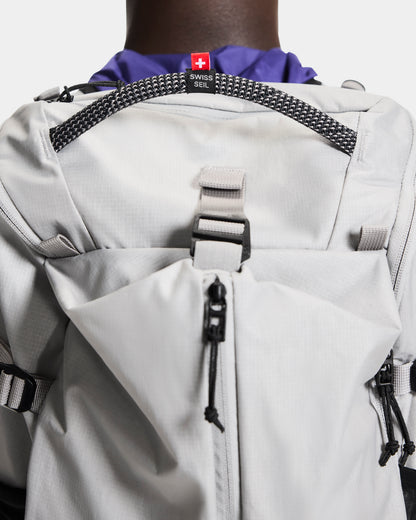 On Speed Pack 30L Glacier | Black