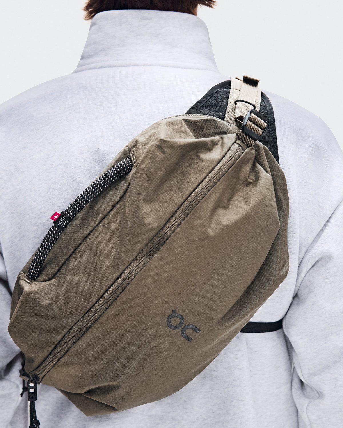 On Sling Pack 9L Olive | Black