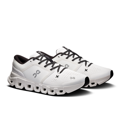 On Cloud X 5 White Black (Women'S)