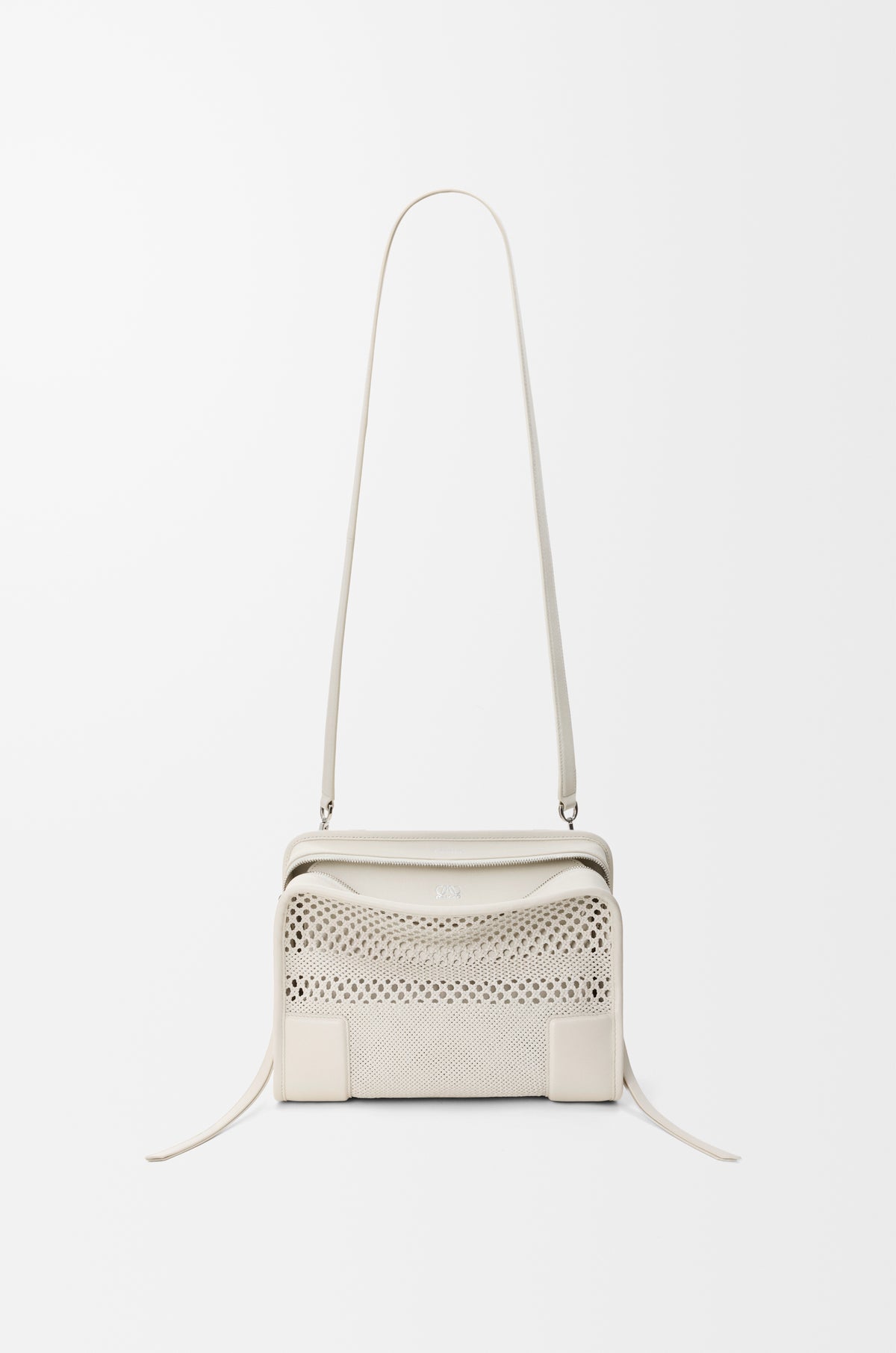 Loewe Medium Amazona 180 bag in woven calfskin