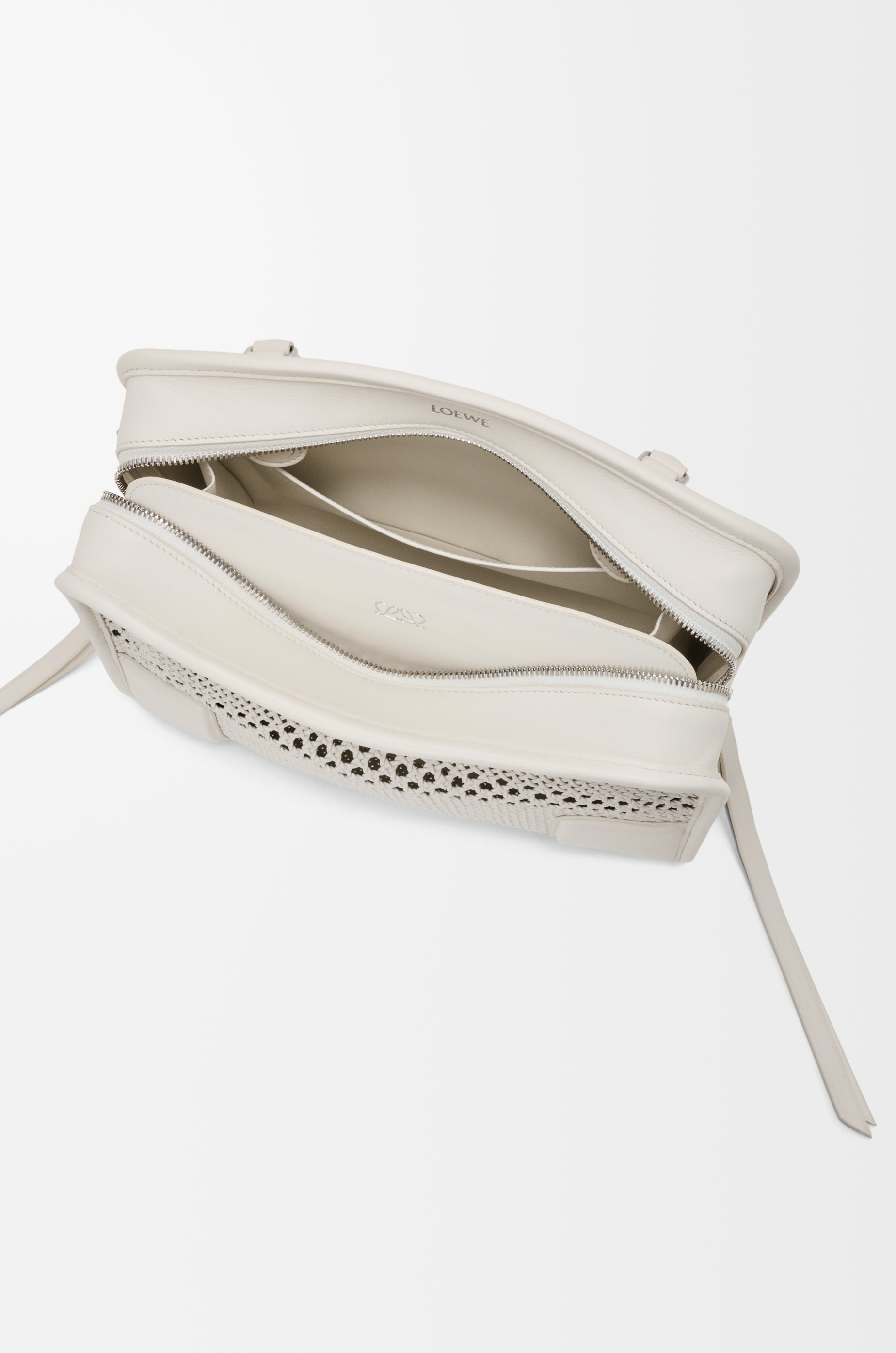 Loewe Medium Amazona 180 bag in woven calfskin