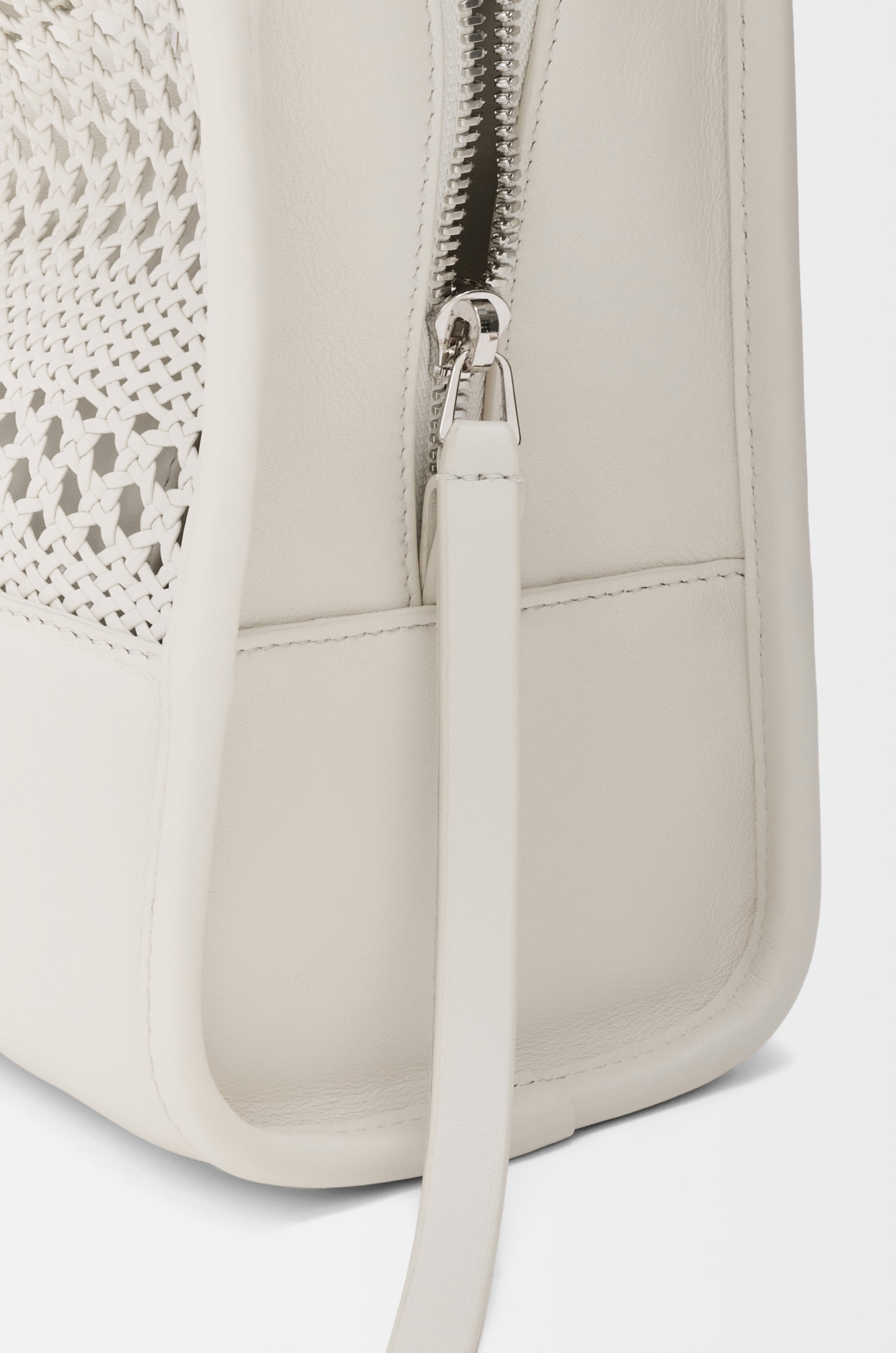 Loewe Medium Amazona 180 bag in woven calfskin