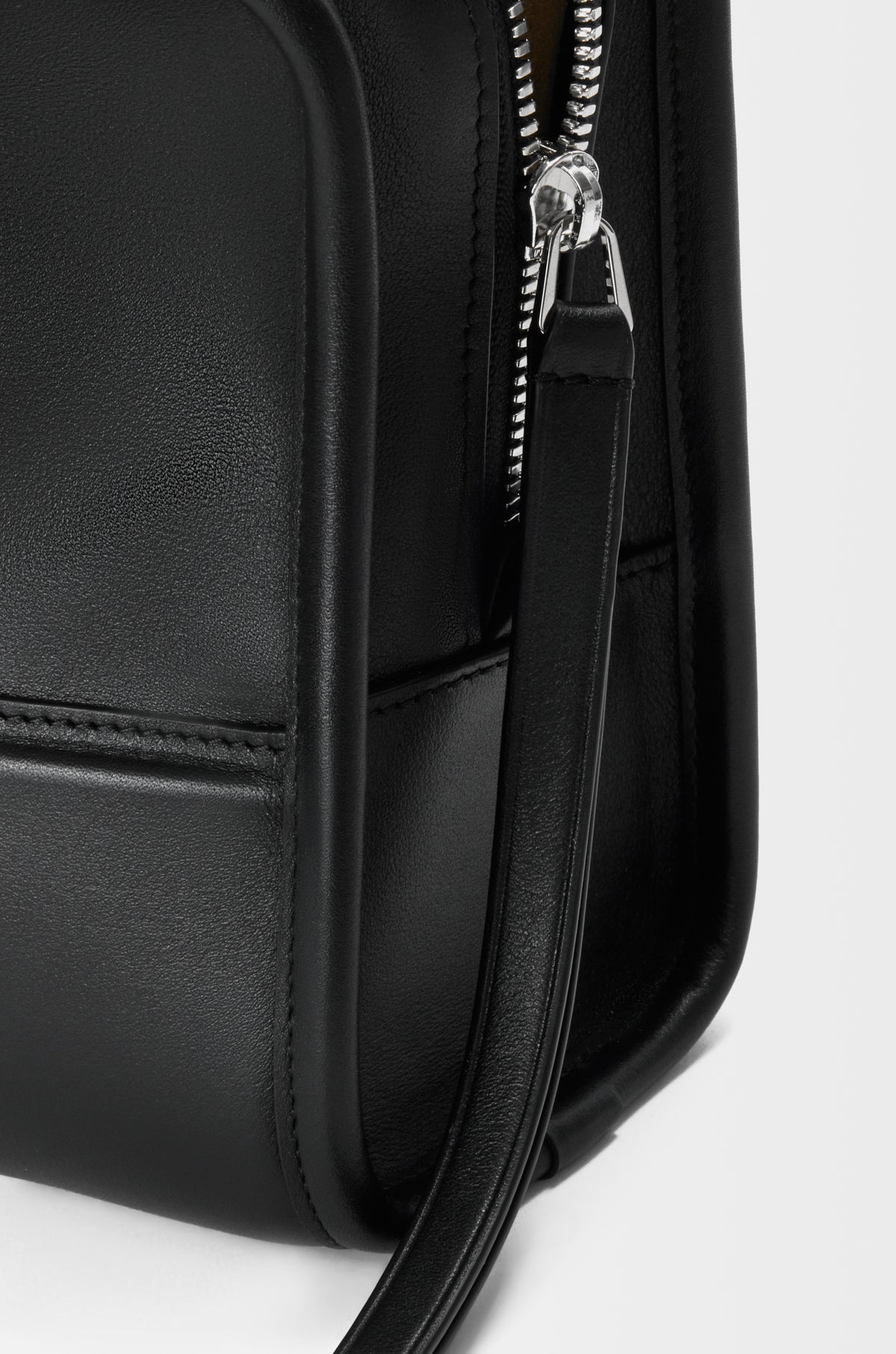 Loewe Small Amazona 180 bag in soft calfskin