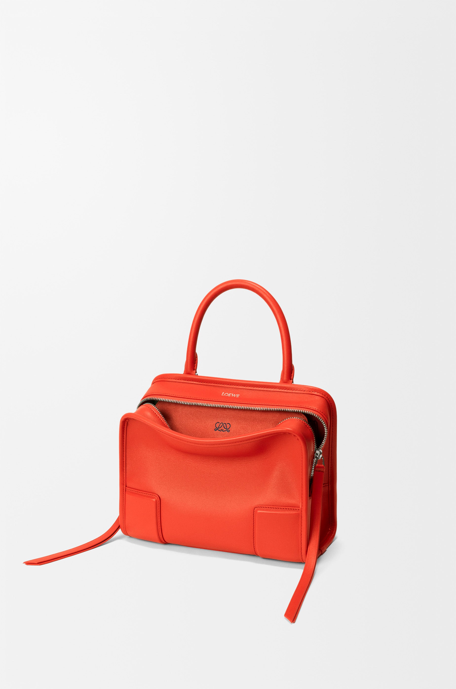 Loewe Small Amazona 180 bag in soft calfskin