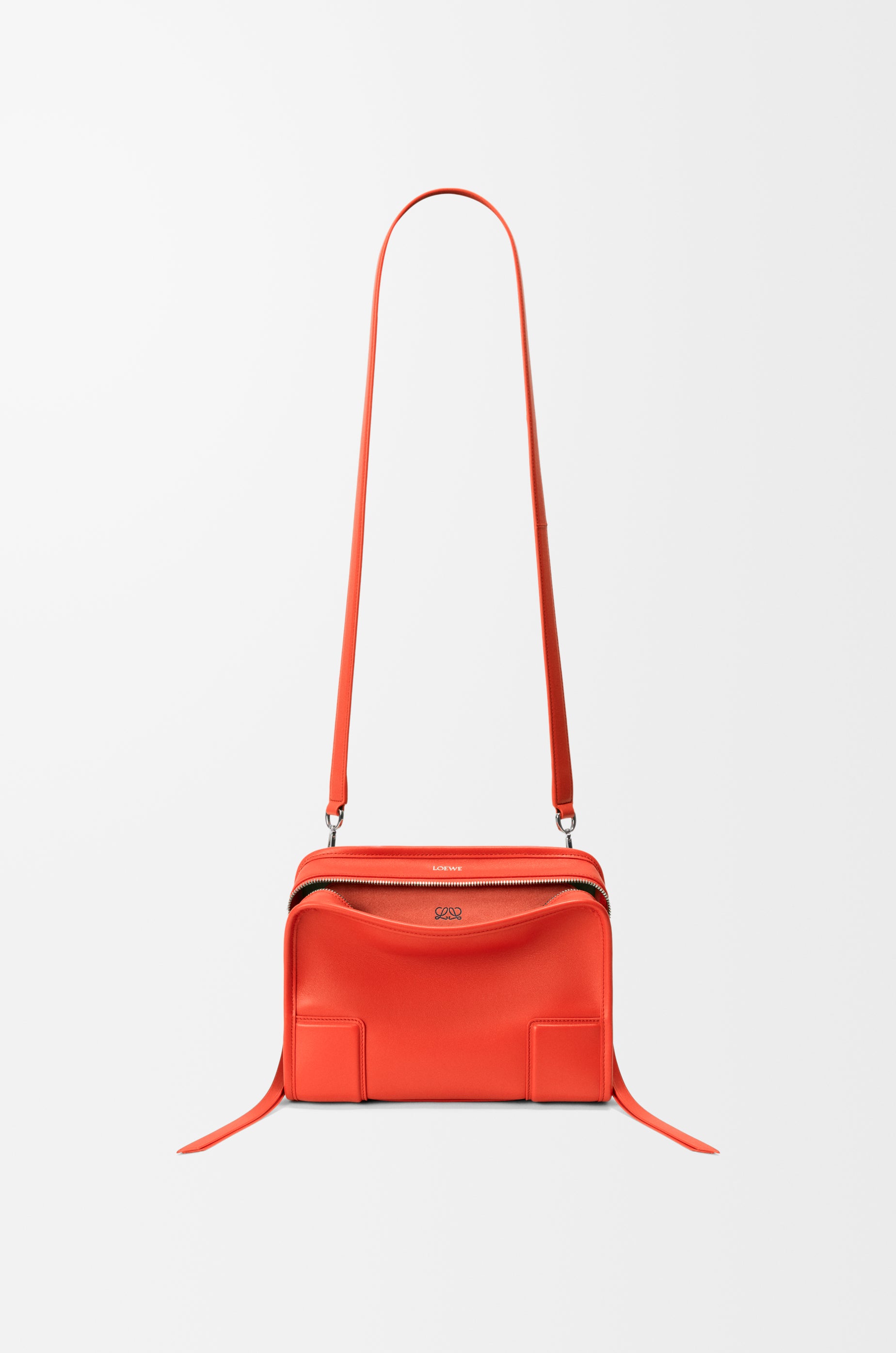 Loewe Small Amazona 180 bag in soft calfskin