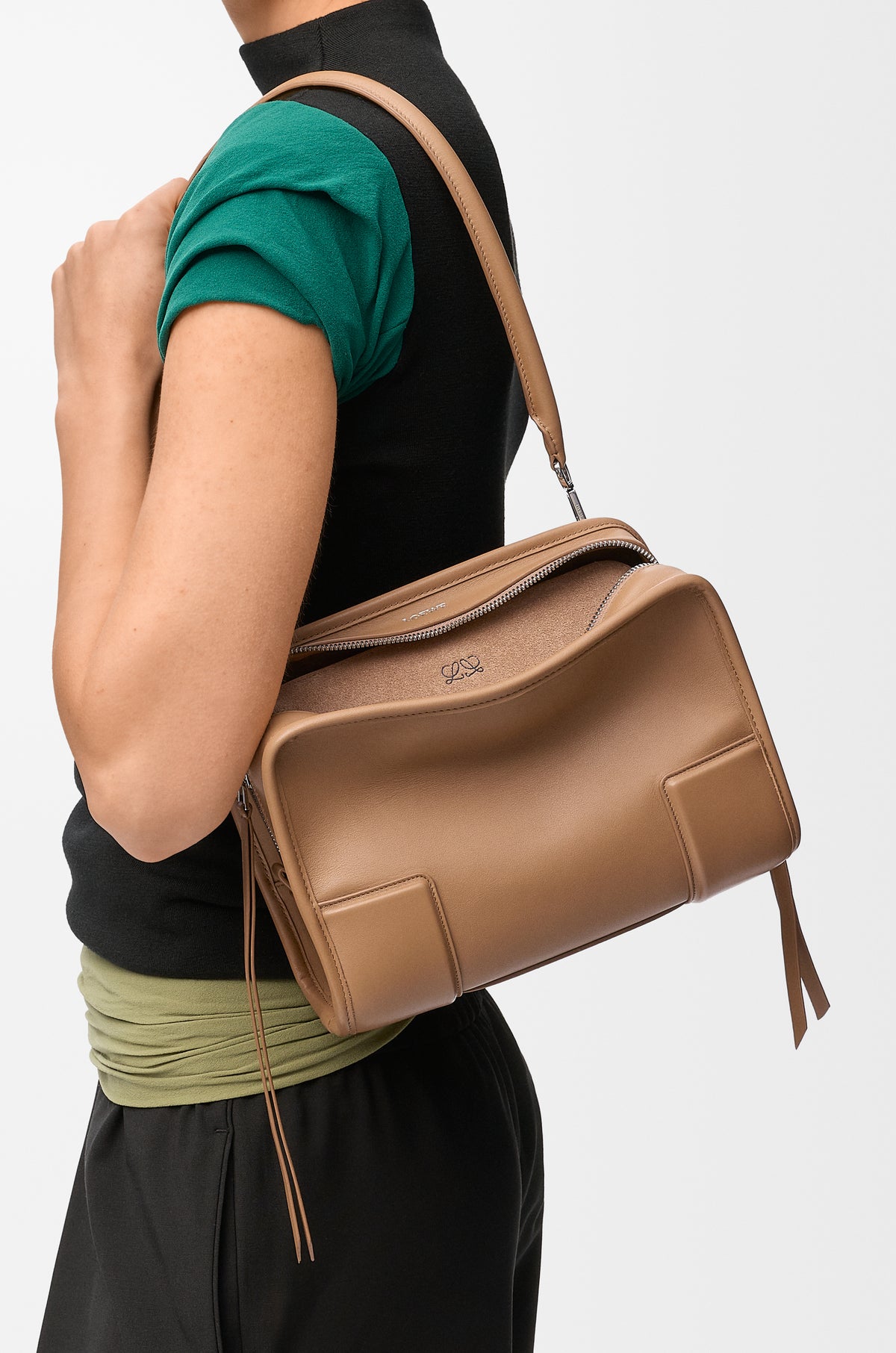 Loewe Small Amazona 180 bag in soft calfskin