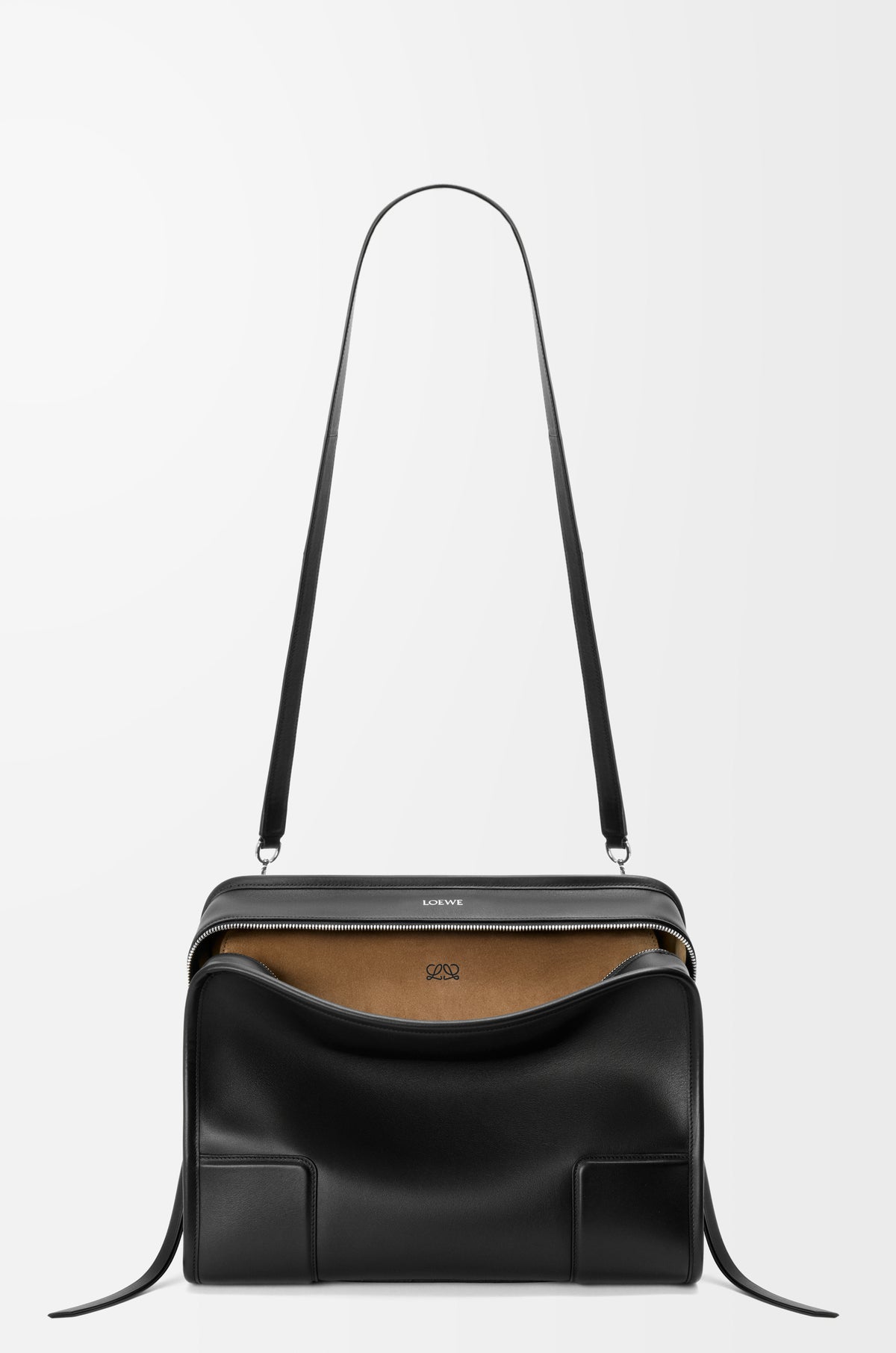 Loewe Large Amazona 180 bag in soft calfskin
