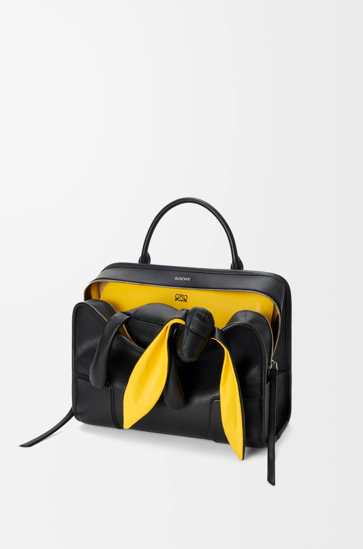 Loewe Large Amazona 180 Lazy Dog bag in buffalino leather