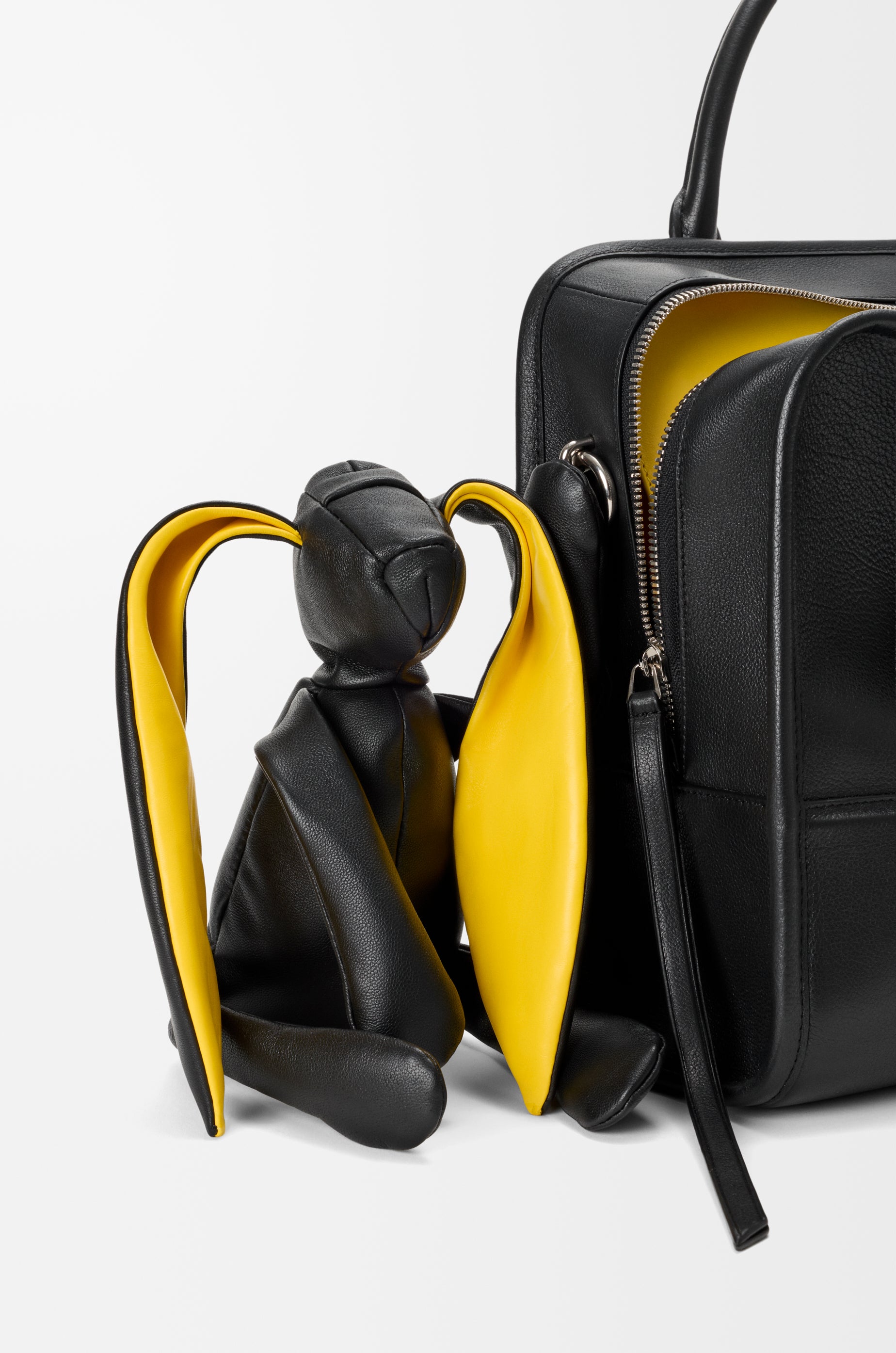 Loewe Large Amazona 180 Lazy Dog bag in buffalino leather