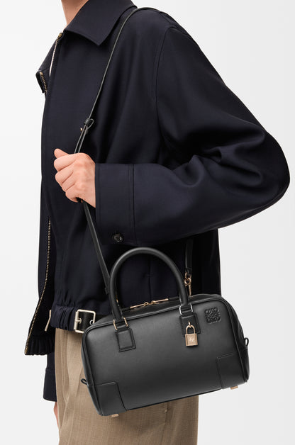 Loewe Amazona 23 bag in nappa calfskin
