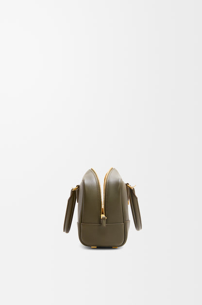Loewe Amazona 23 bag in nappa calfskin