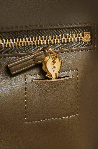 Loewe Amazona 23 bag in nappa calfskin