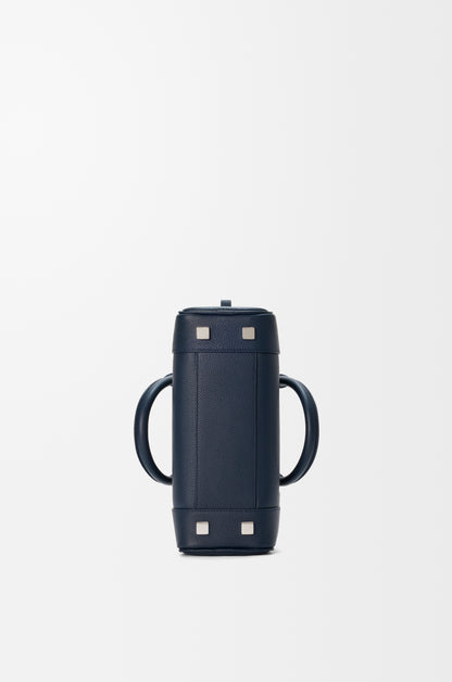 Loewe Amazona 23 bag in soft grained calfskin
