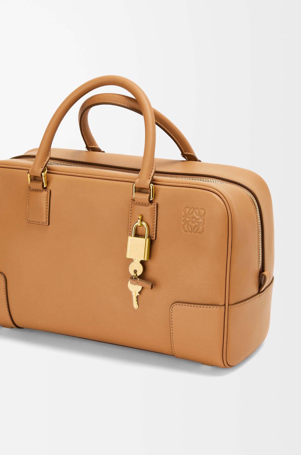 Loewe Amazona 28 bag in nappa calfskin