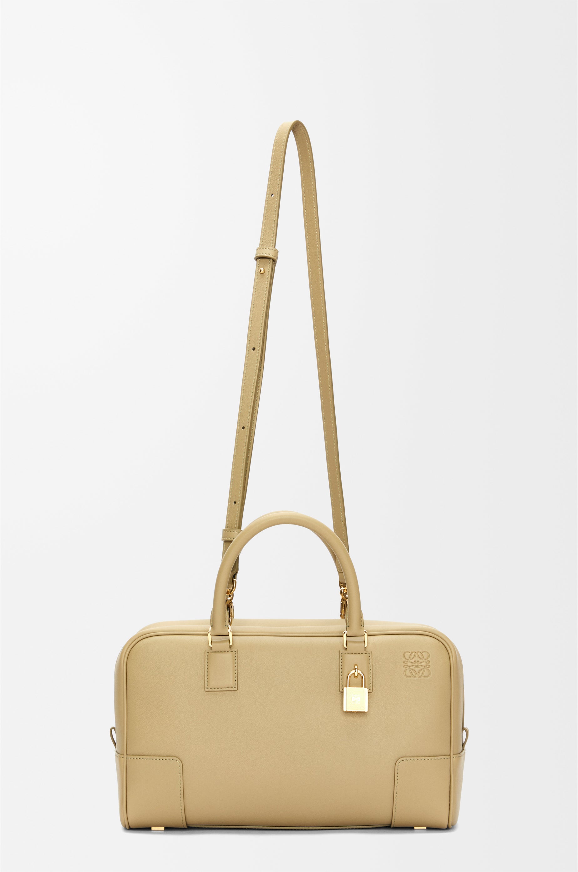 Loewe Amazona 28 bag in nappa calfskin