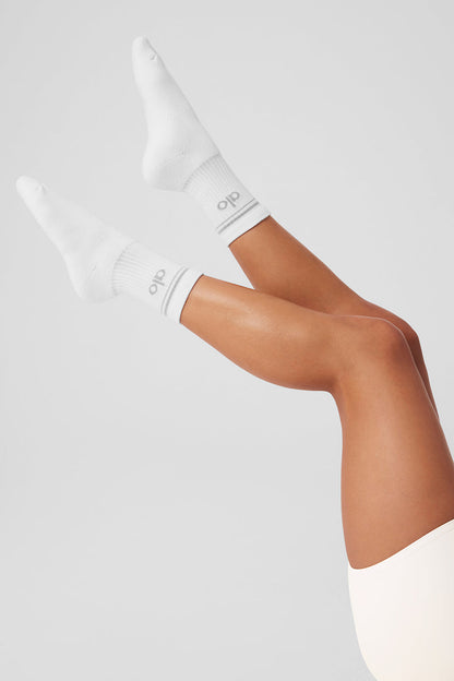 Alo Yoga Women'S Unisex Half-Crew Throwback Sock