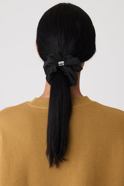 Alo Yoga Women'S Bead It Oversized Scrunchie