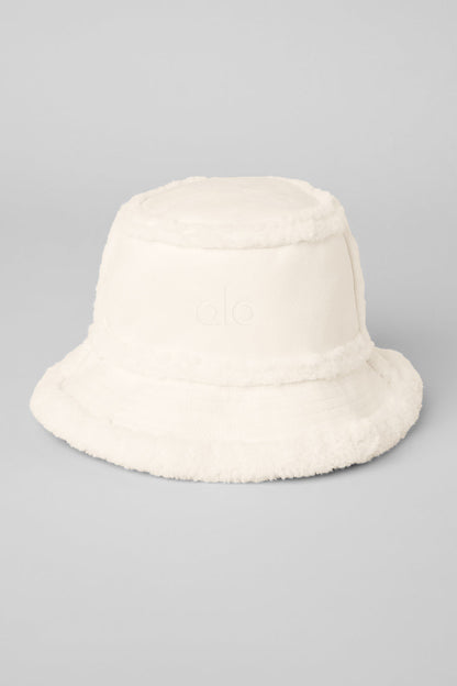 Alo Yoga Winterfun Bucket Hat