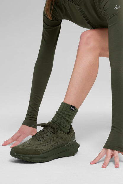 Alo Yoga Women'S Unisex Half-Crew Scrunch Sock