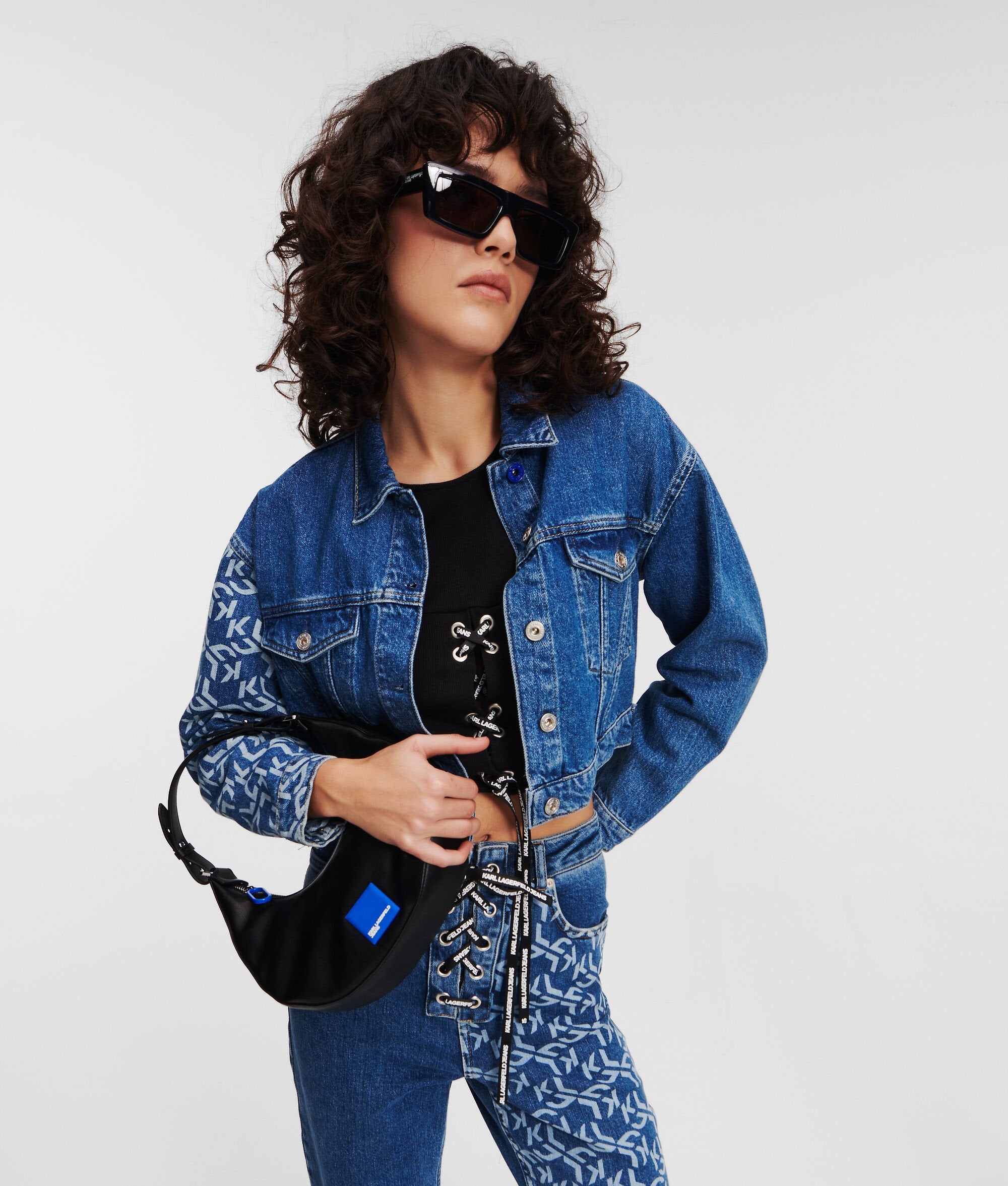 Small Half-Moon Shoulder Bag Black Black
