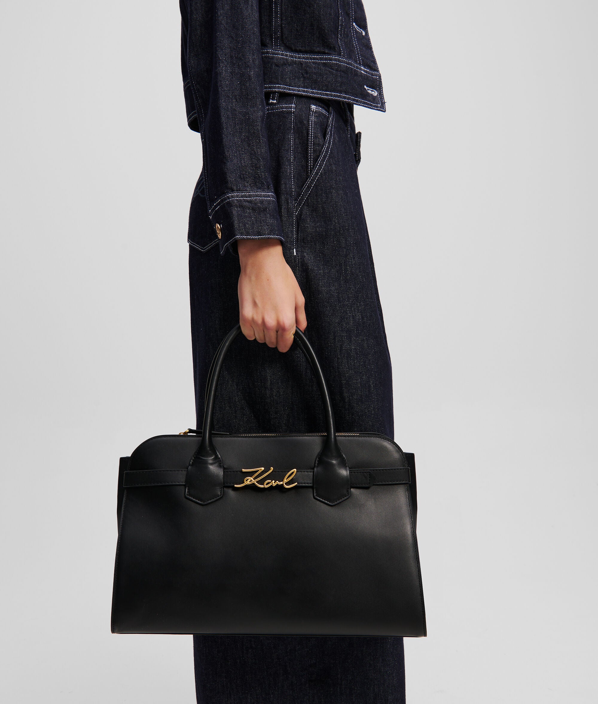 K/Signature Top-Handle Bag Black/Gold Black/Gold