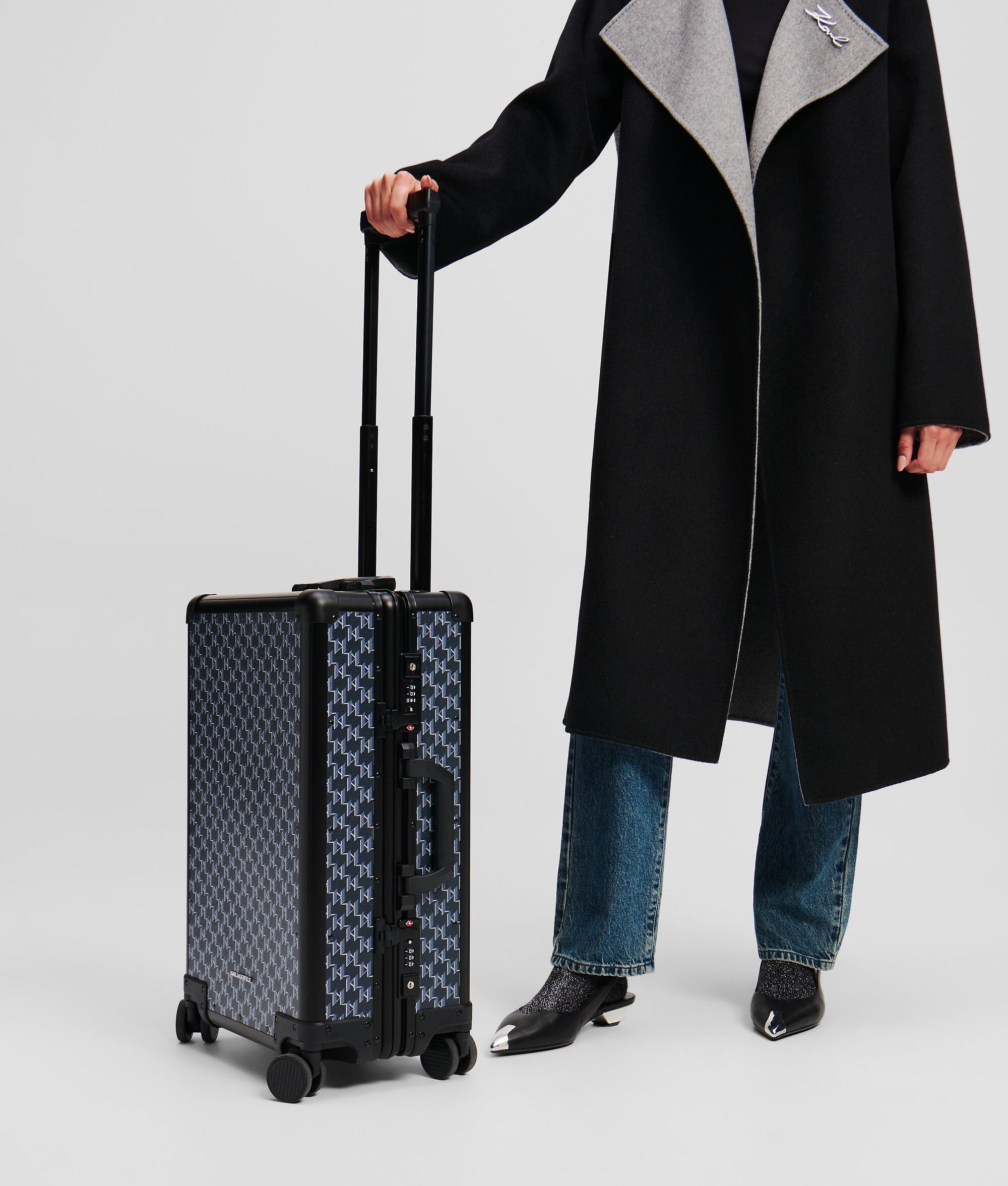 K/Voyage Hard-Shell Trolley Case Default Default