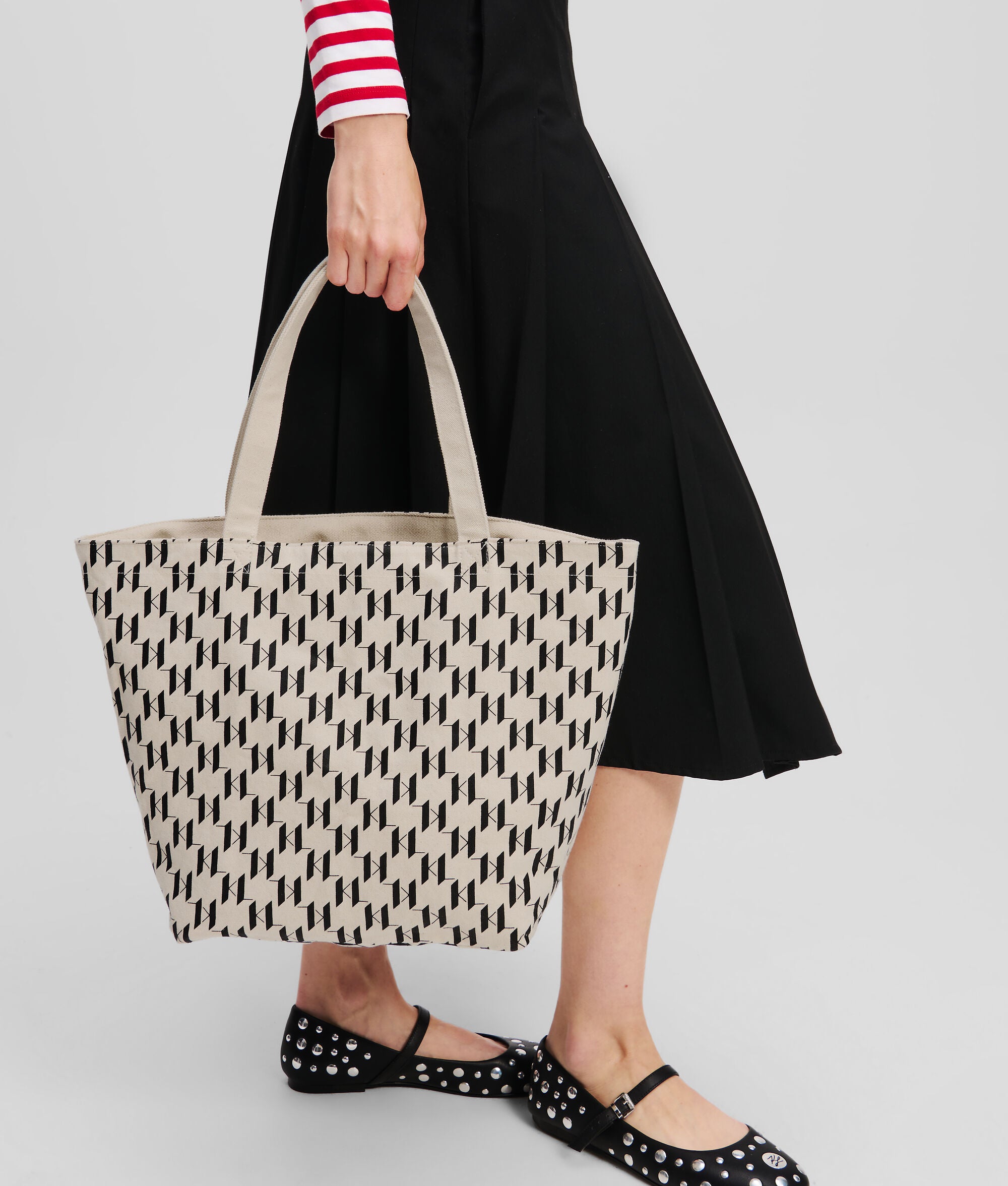 K/Quote Reversible Shopper Black Black