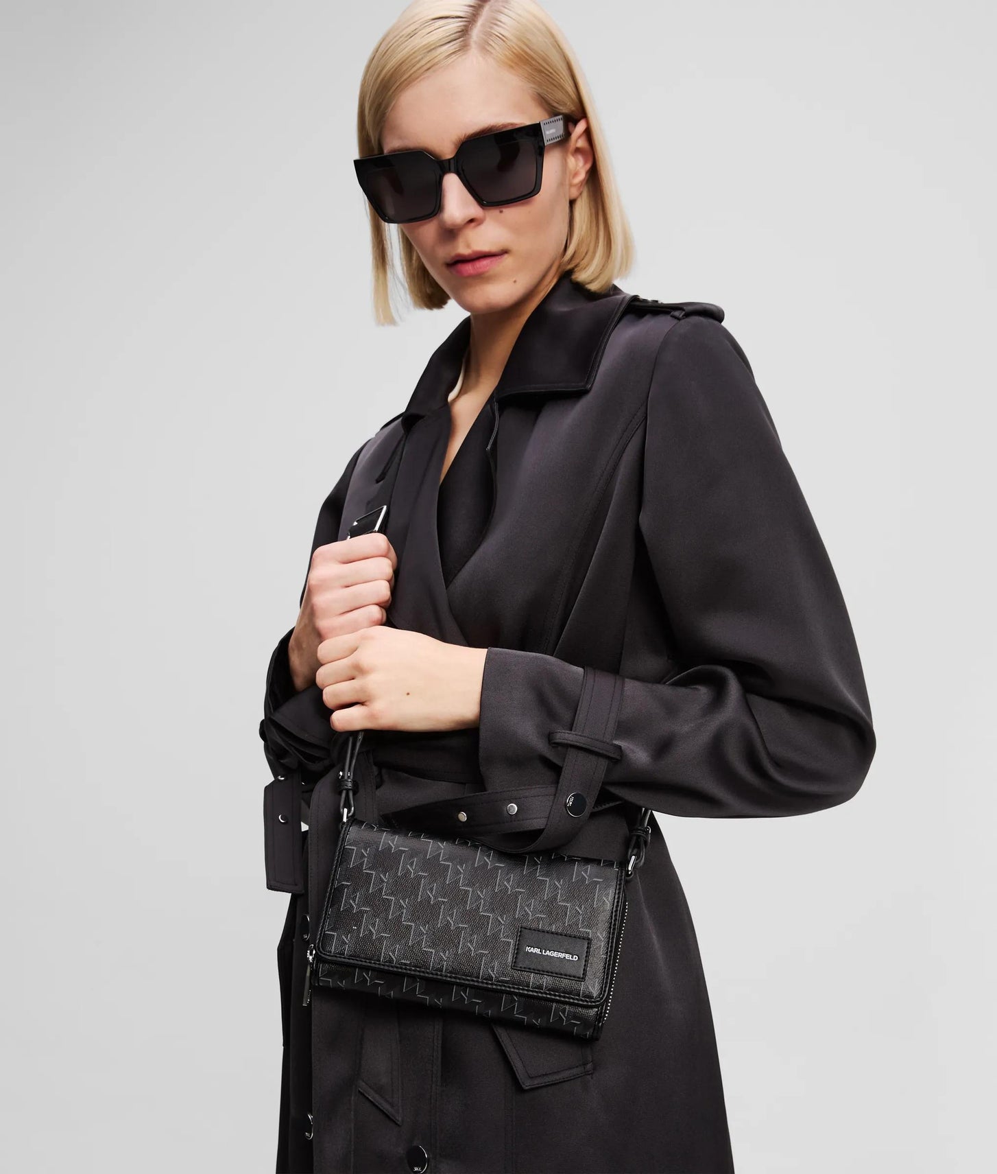 KarlLagerfeld Kvoyage Crossbody Wallet Black Monogram