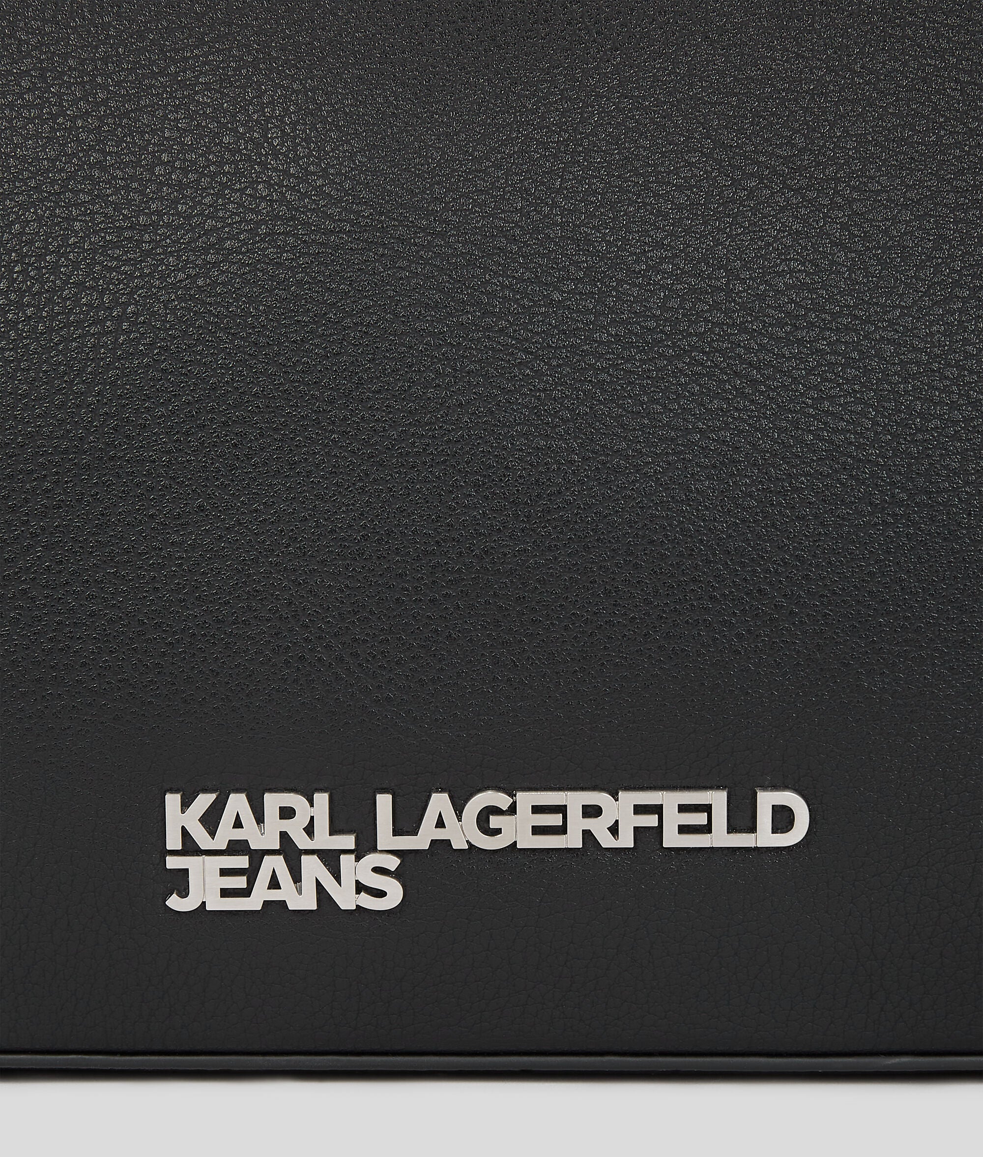 Metal Logo Shoulder Bag Black Black