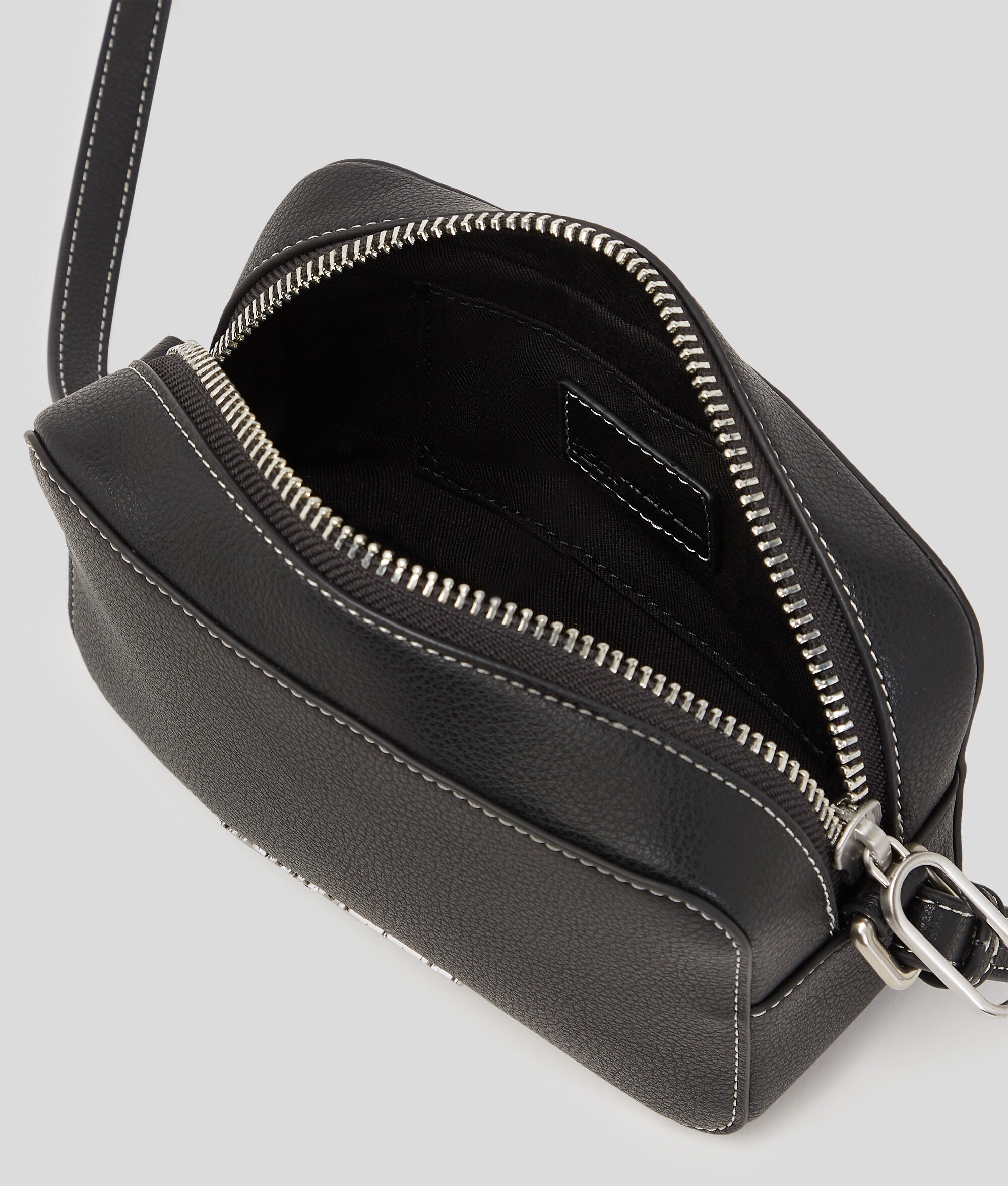 Metal Logo Camera Bag Black Black