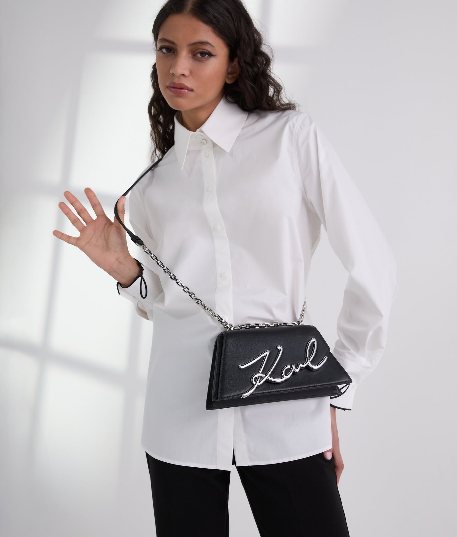 KarlLagerfeld Ksignature Shoulder Bag Black-Nickel