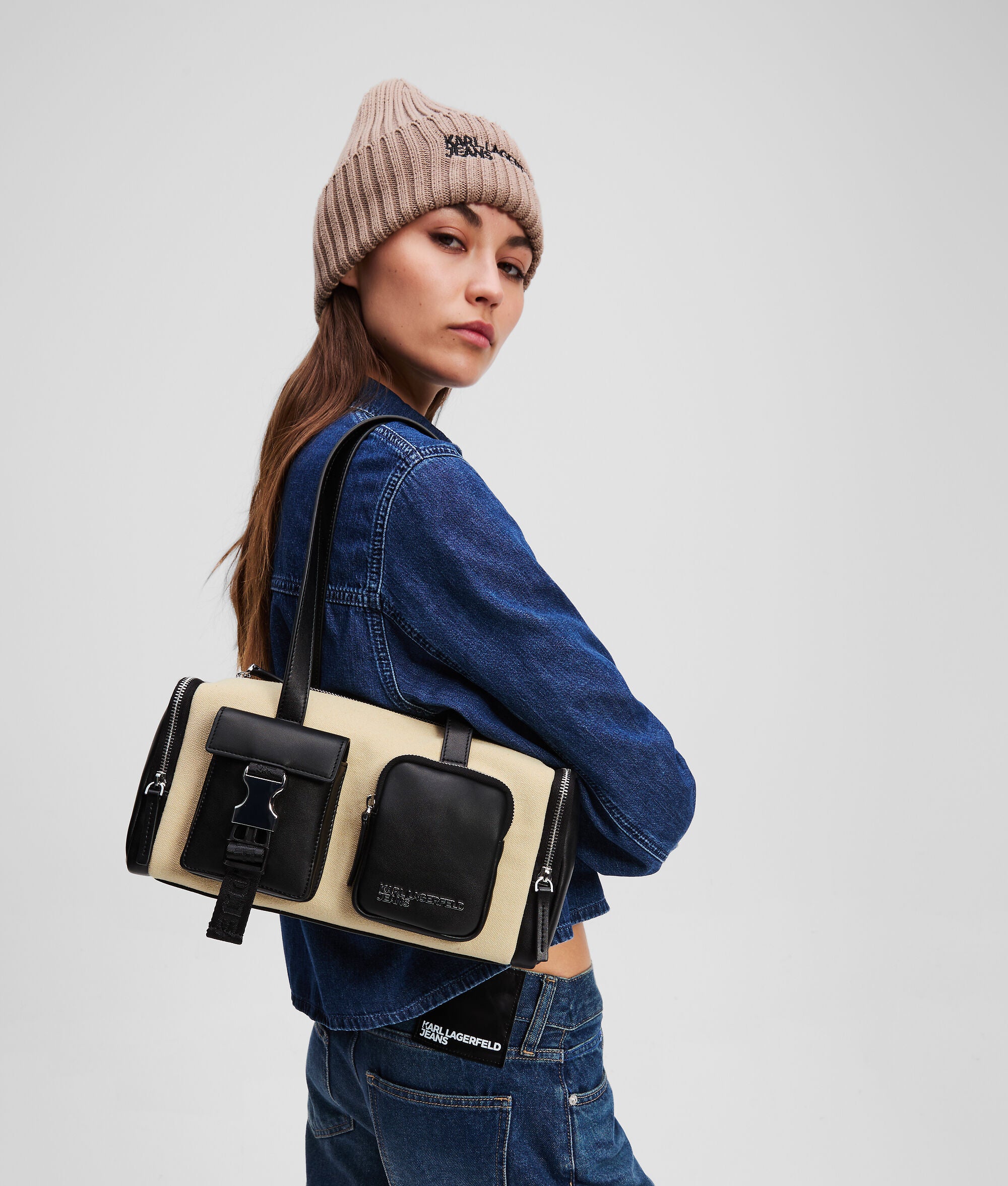 Utility Canvas Shoulder Bag Beige/Black Beige/Black