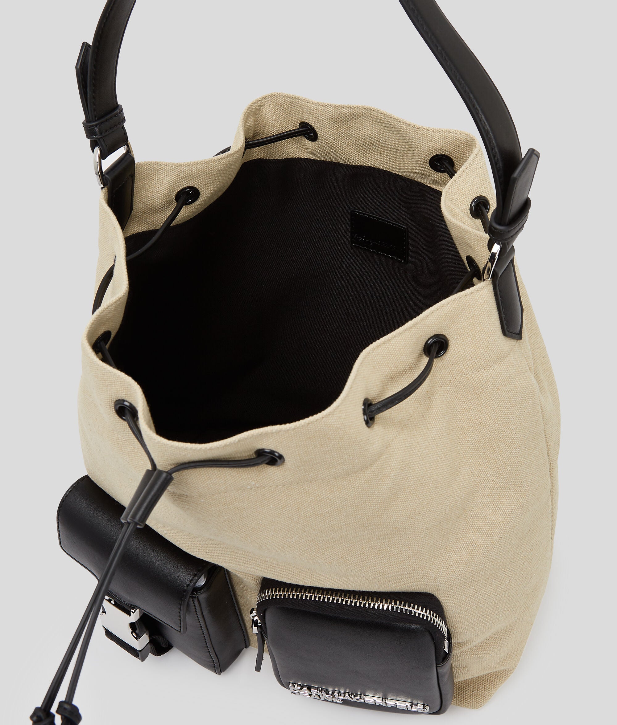 Utility Canvas Bucket Bag Beige/Black Beige/Black