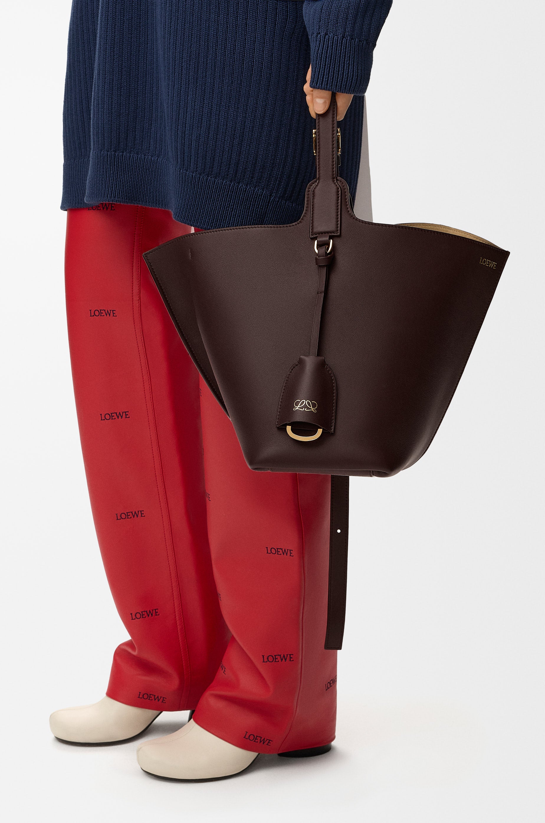 Loewe Medium Bilbao bucket in soft calfskin and suede