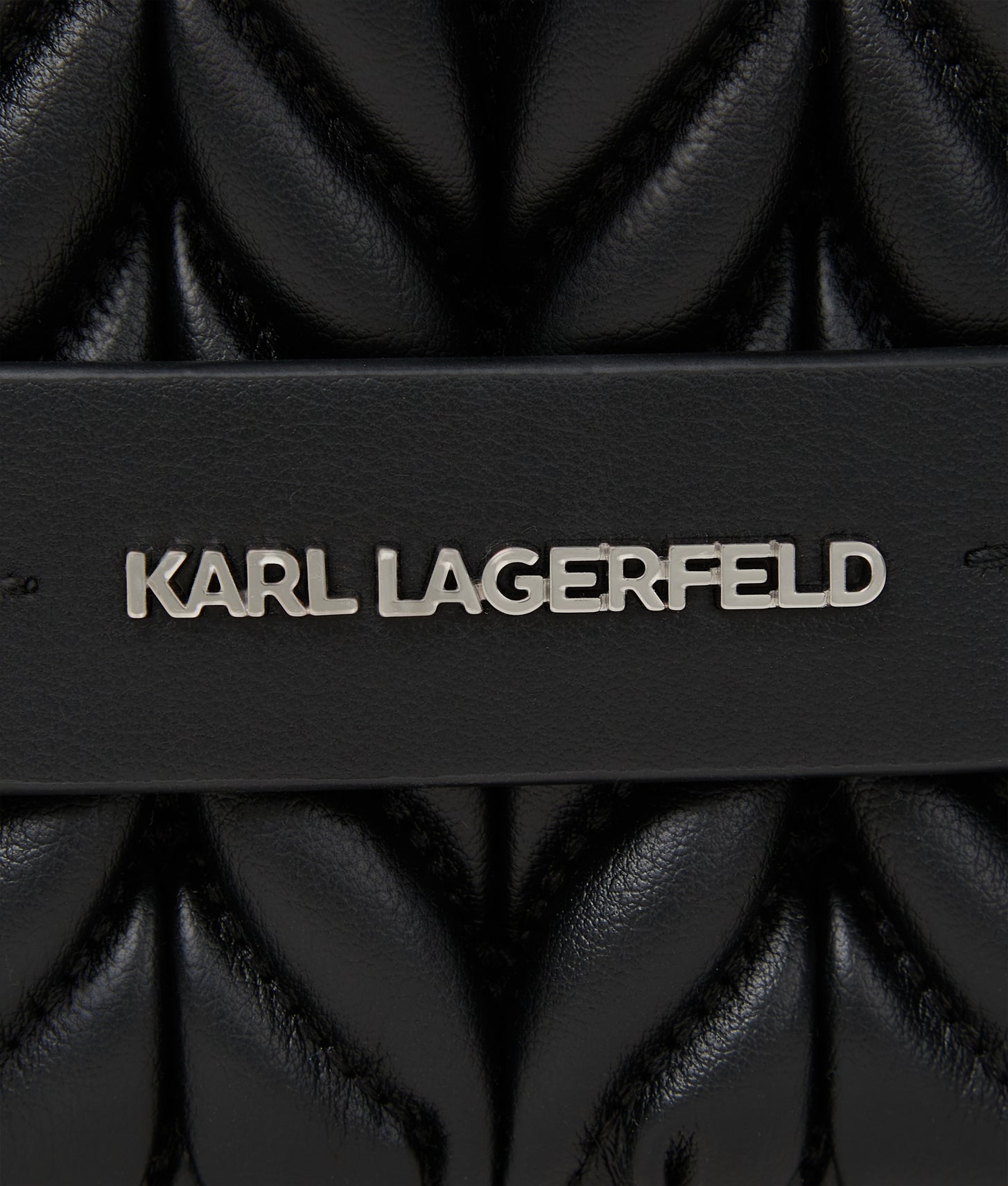 KarlLagerfeld Kweave Bucket Bag Black-Nickel