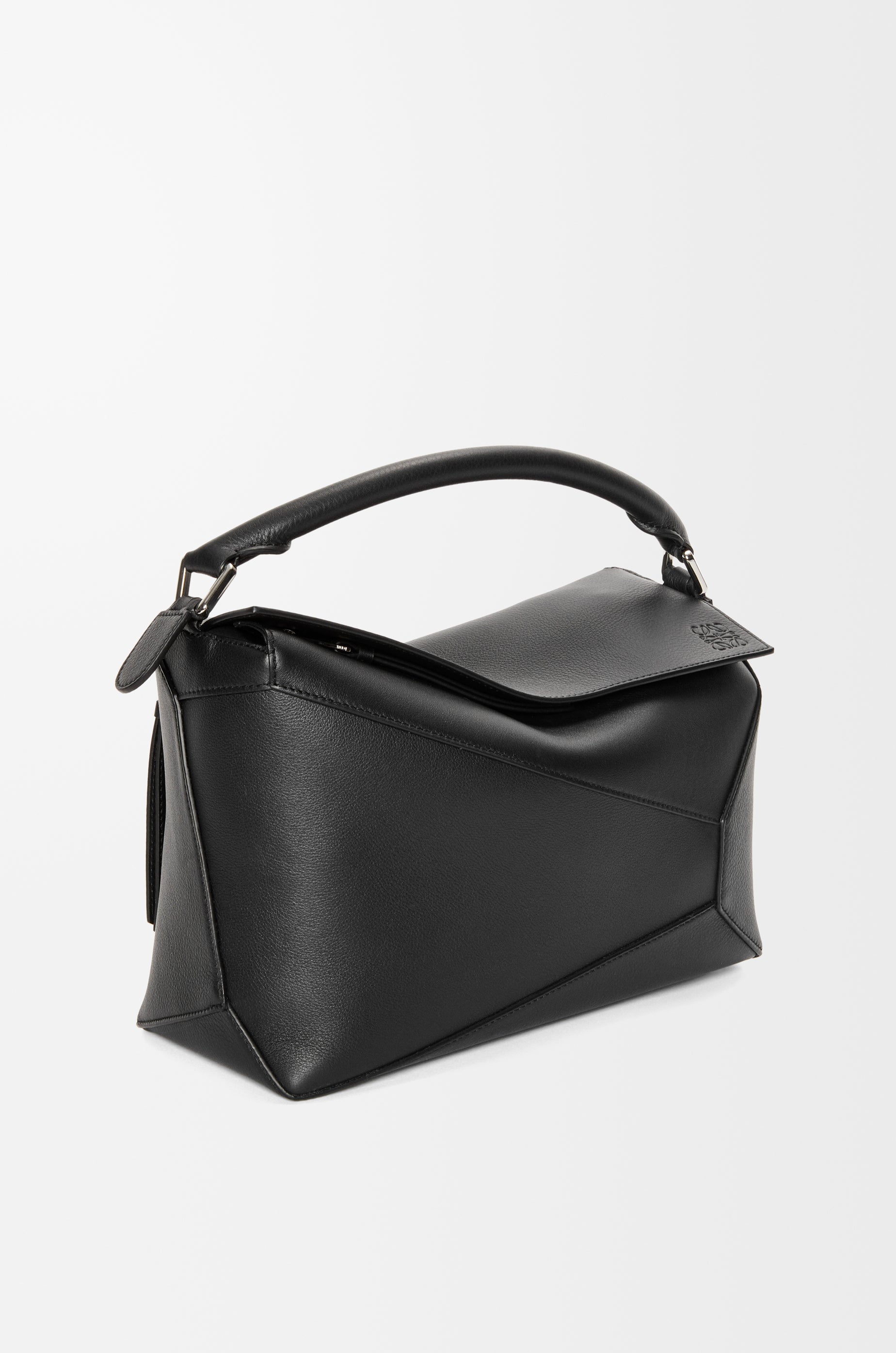 Loewe Medium Puzzle Edge bag in classic calfskin