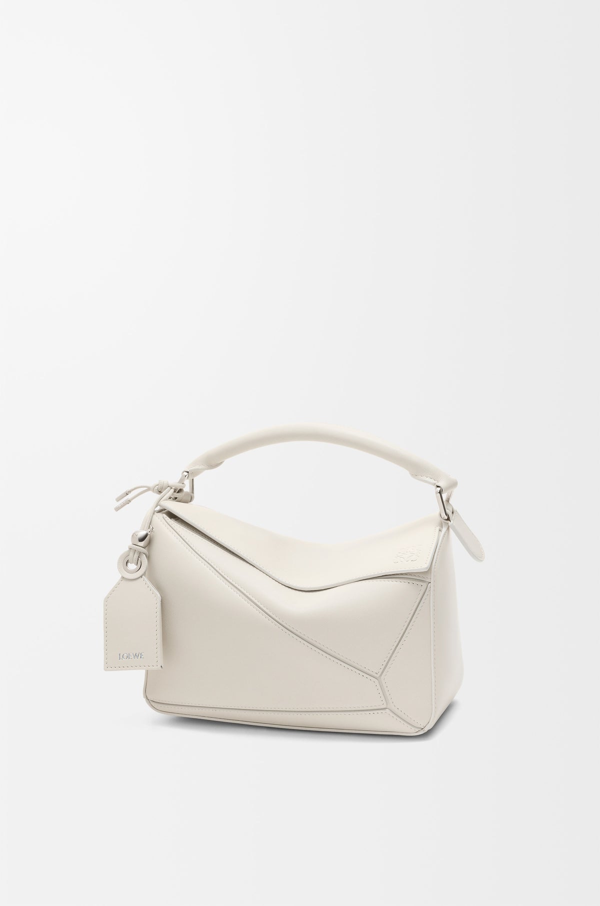 #color_soft-white