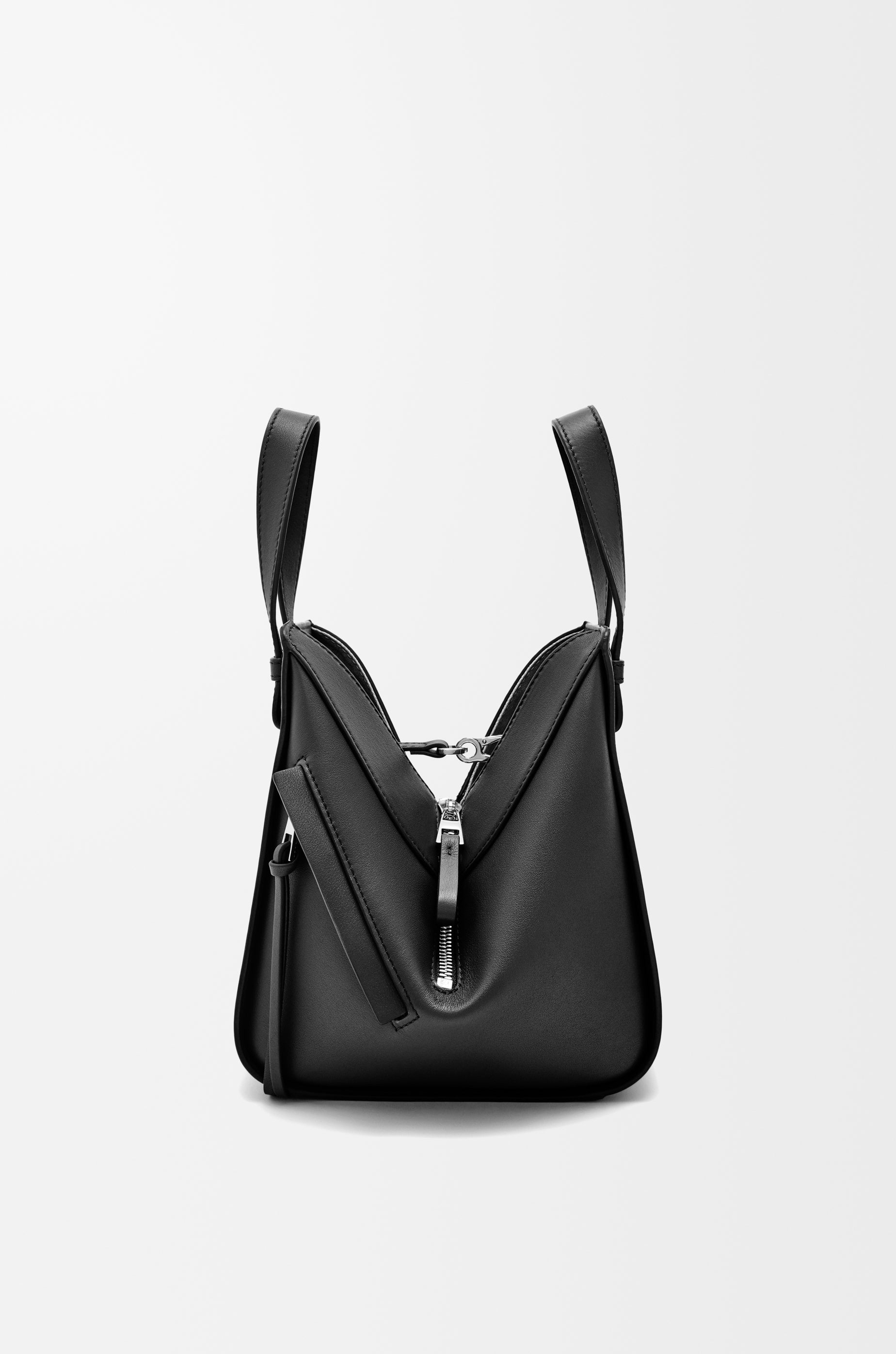 Loewe Compact Hammock bag in classic calfskin